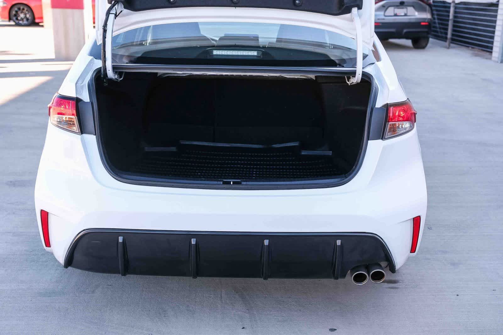 Thumbnail: 2025 Toyota Corolla - 25