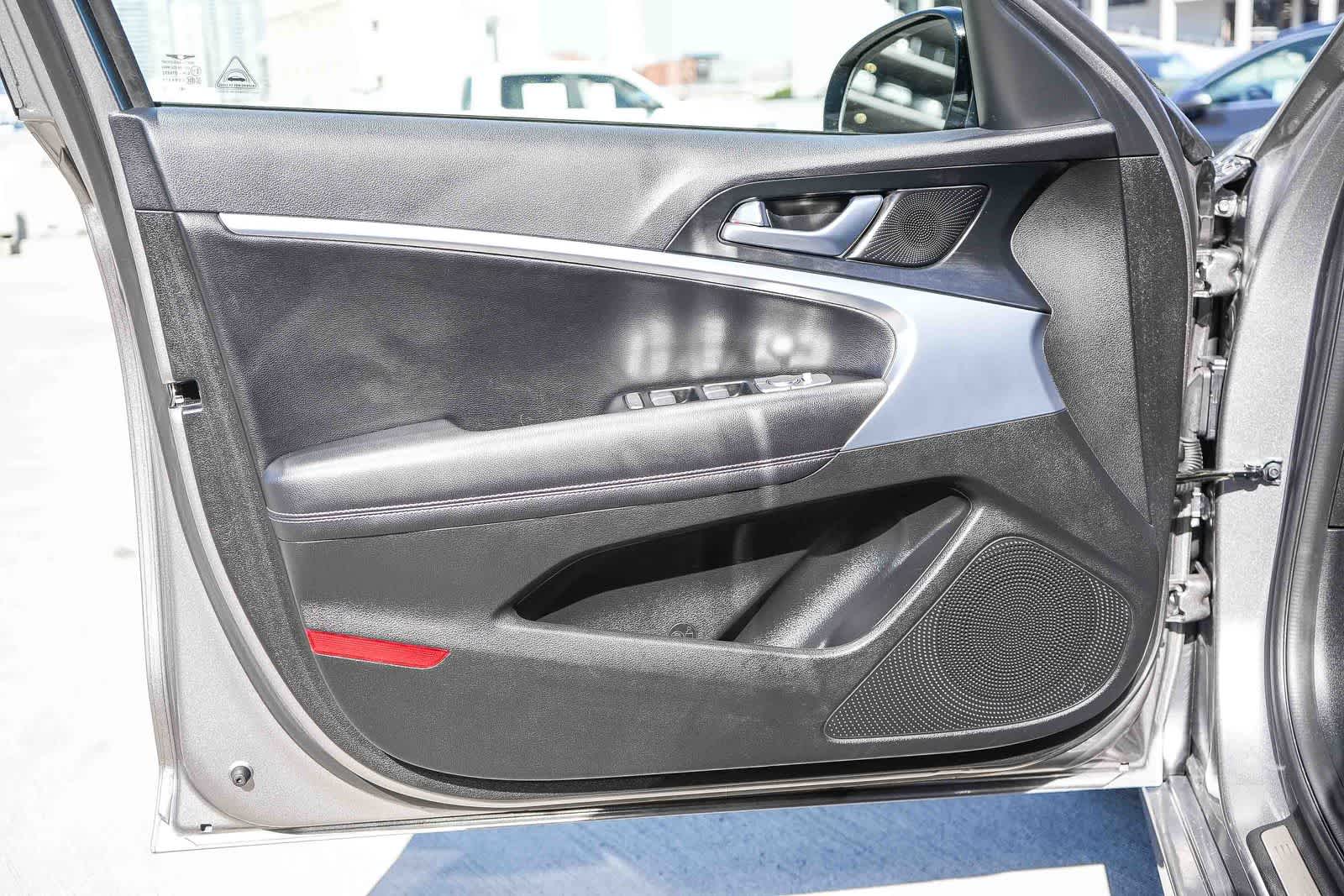 Thumbnail: 2024 Genesis G70 - 23