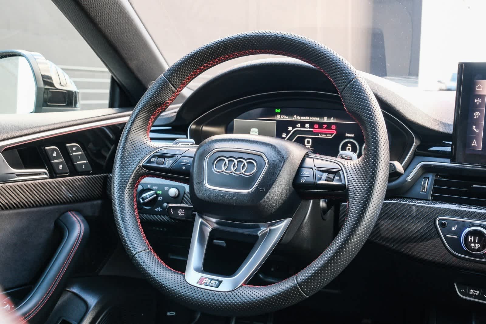 Thumbnail: 2025 Audi RS 5 - 16