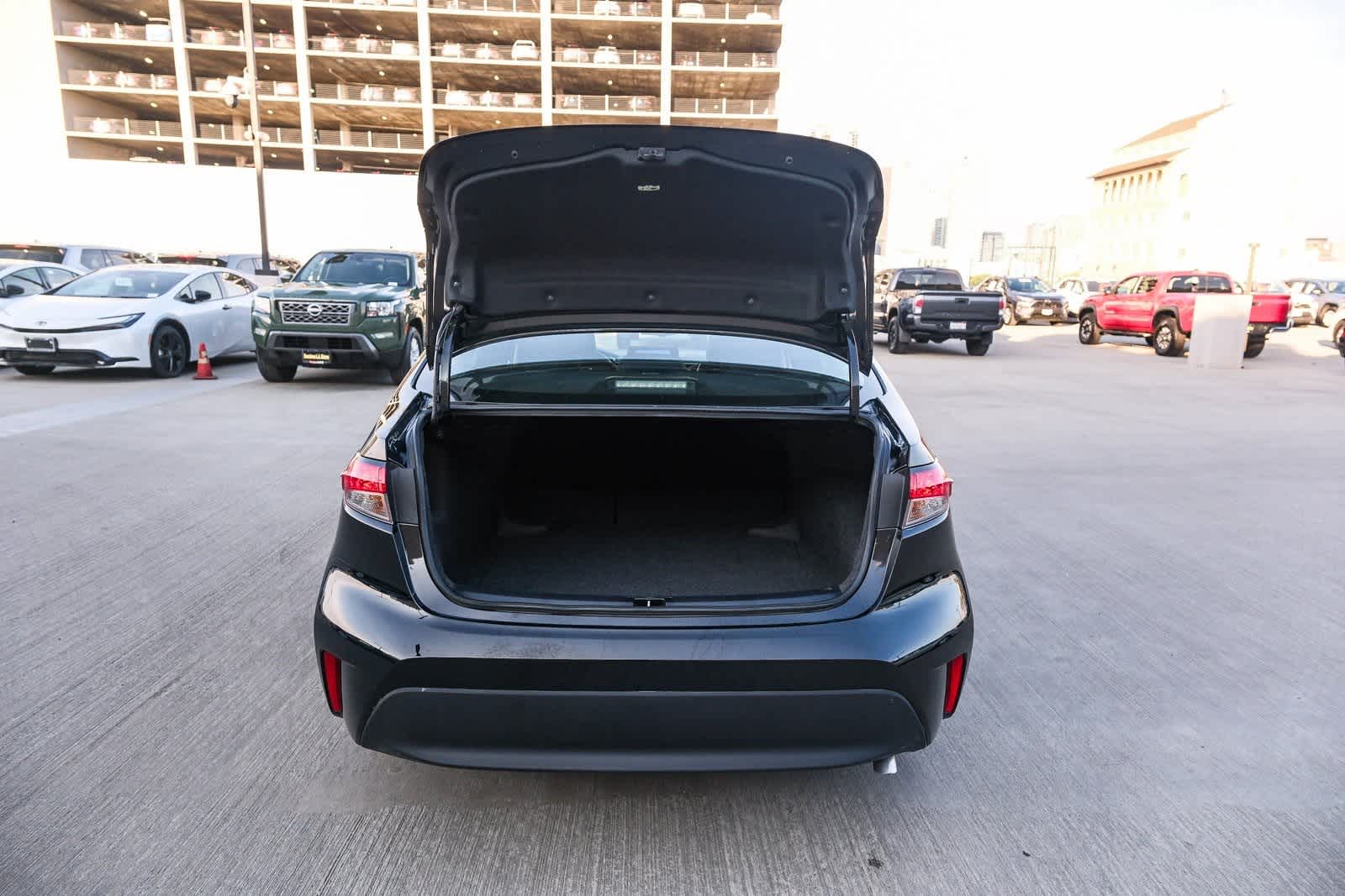 Thumbnail: 2025 Toyota Corolla - 27