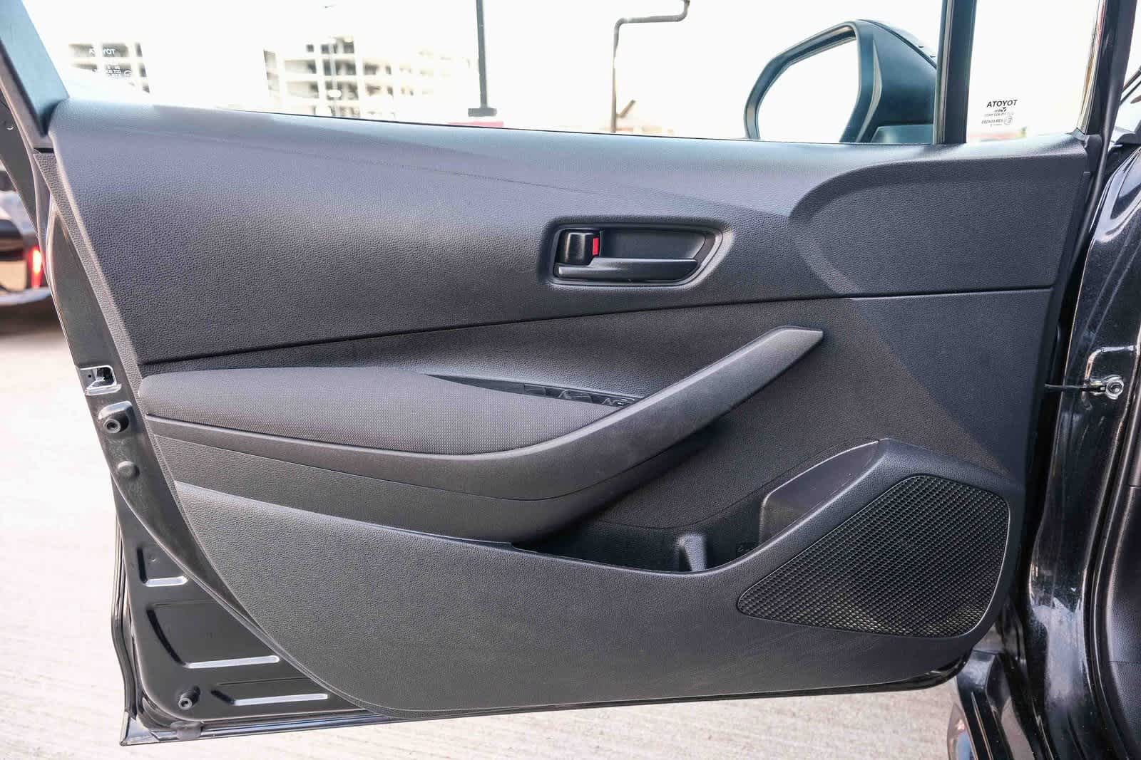 Thumbnail: 2022 Toyota Corolla - 21