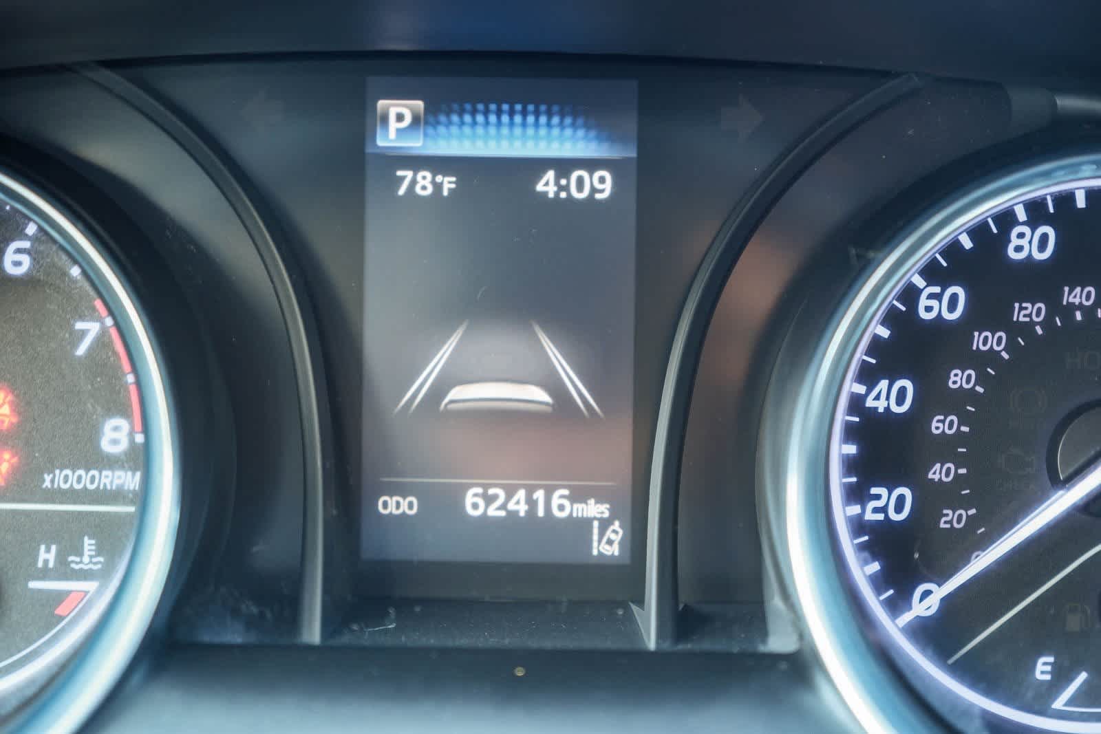 Thumbnail: 2019 Toyota Camry - 25