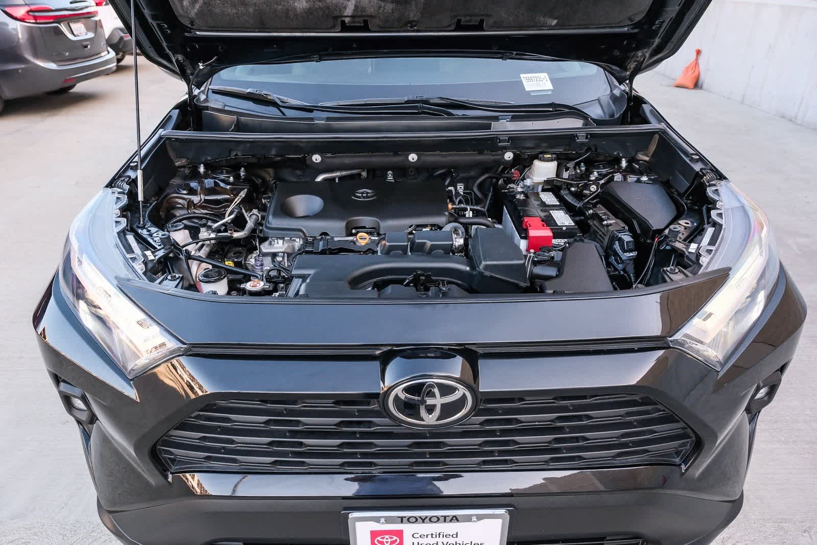 Thumbnail: 2023 Toyota RAV4 - 28