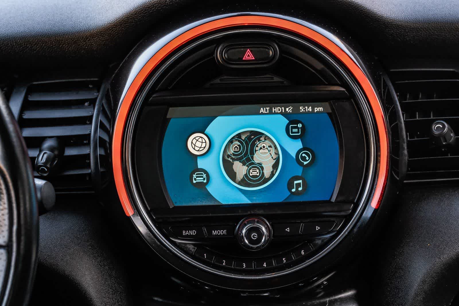 Thumbnail: 2019 MINI Cooper Hardtop - 15