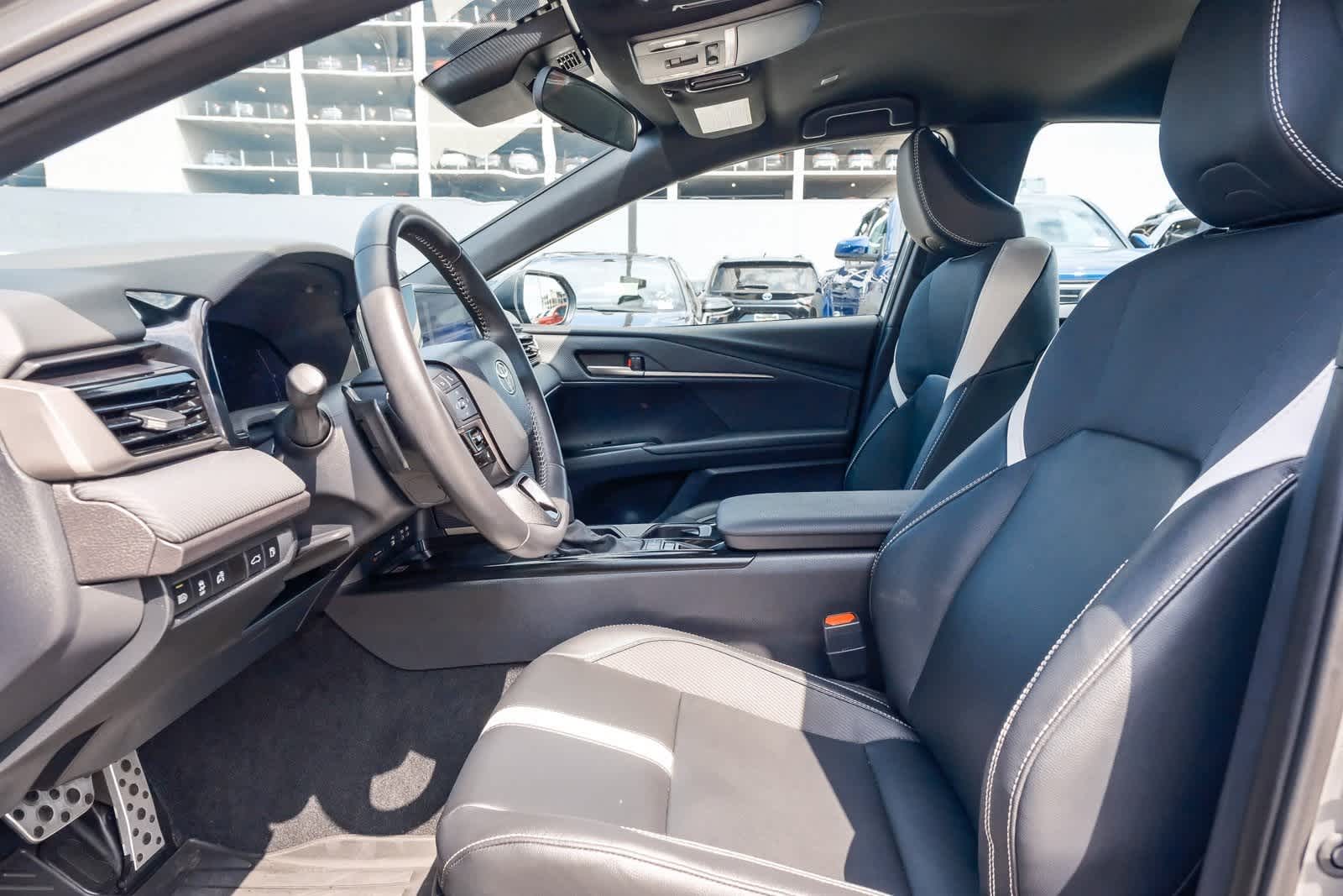 Thumbnail: 2025 Toyota Camry - 19