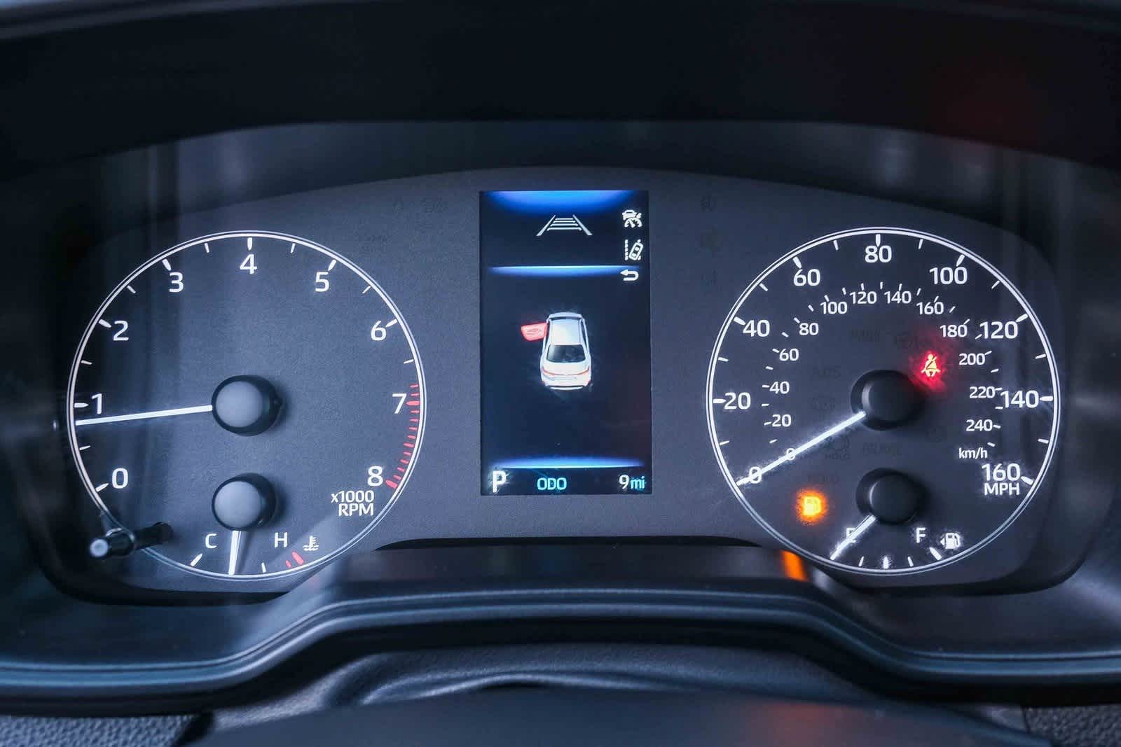 Thumbnail: 2025 Toyota Corolla - 25