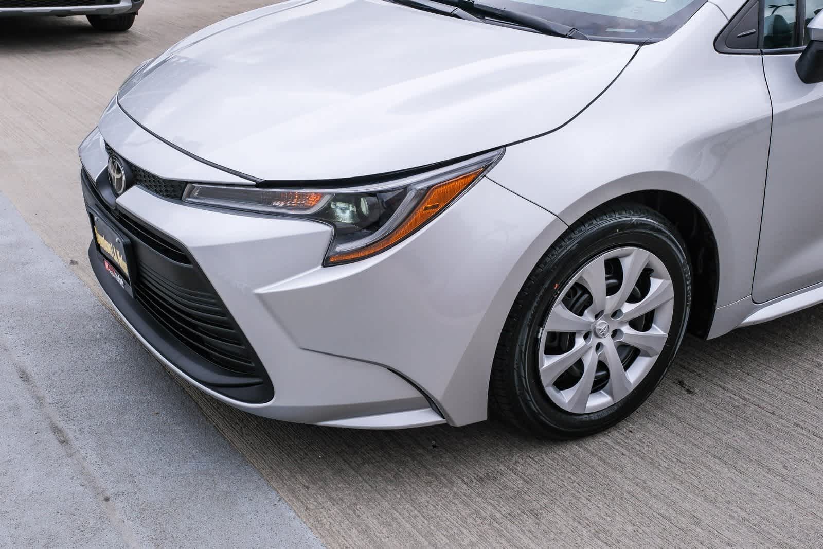 Thumbnail: 2023 Toyota Corolla - 12