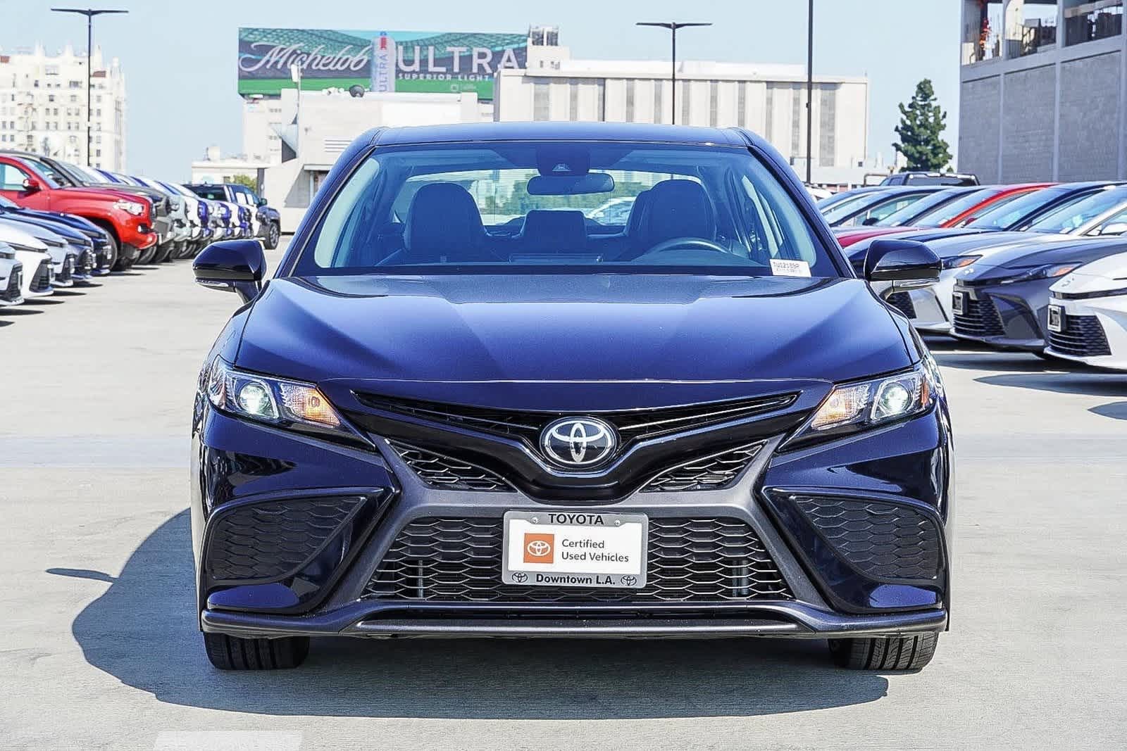 2024 Toyota Camry SE 2
