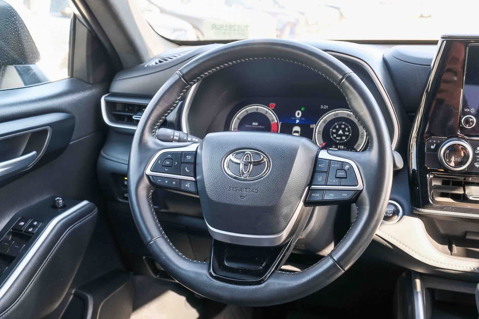 Thumbnail: 2025 Toyota Highlander - 14