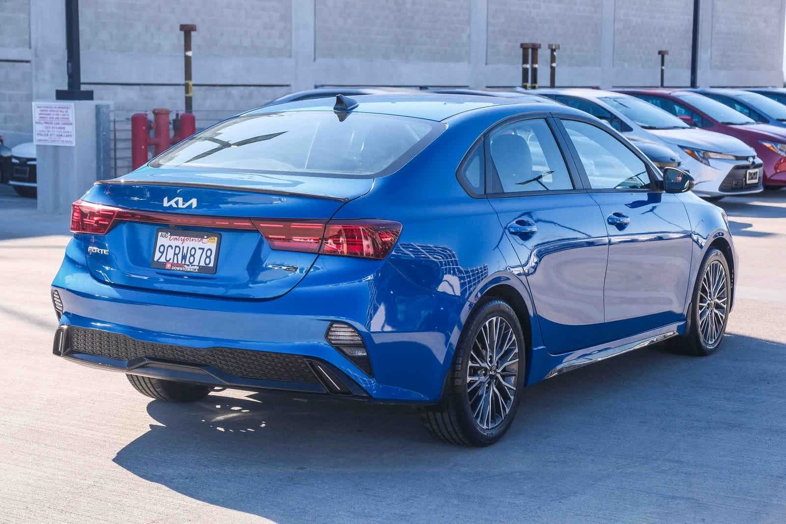 Thumbnail: 2023 Kia Forte - 4