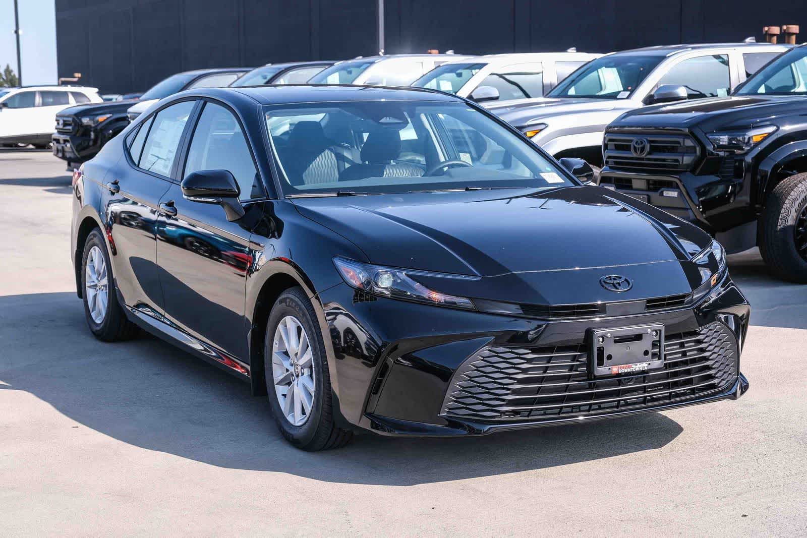 Thumbnail: 2026 Toyota Camry - 3