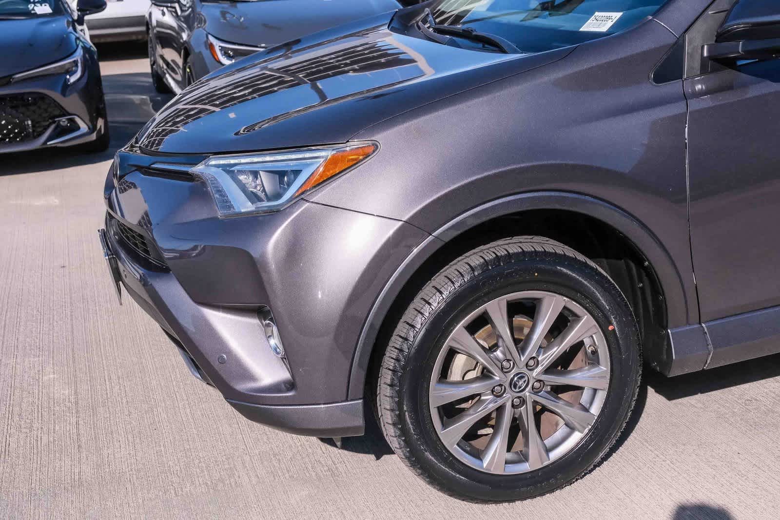 Thumbnail: 2017 Toyota RAV4 - 12