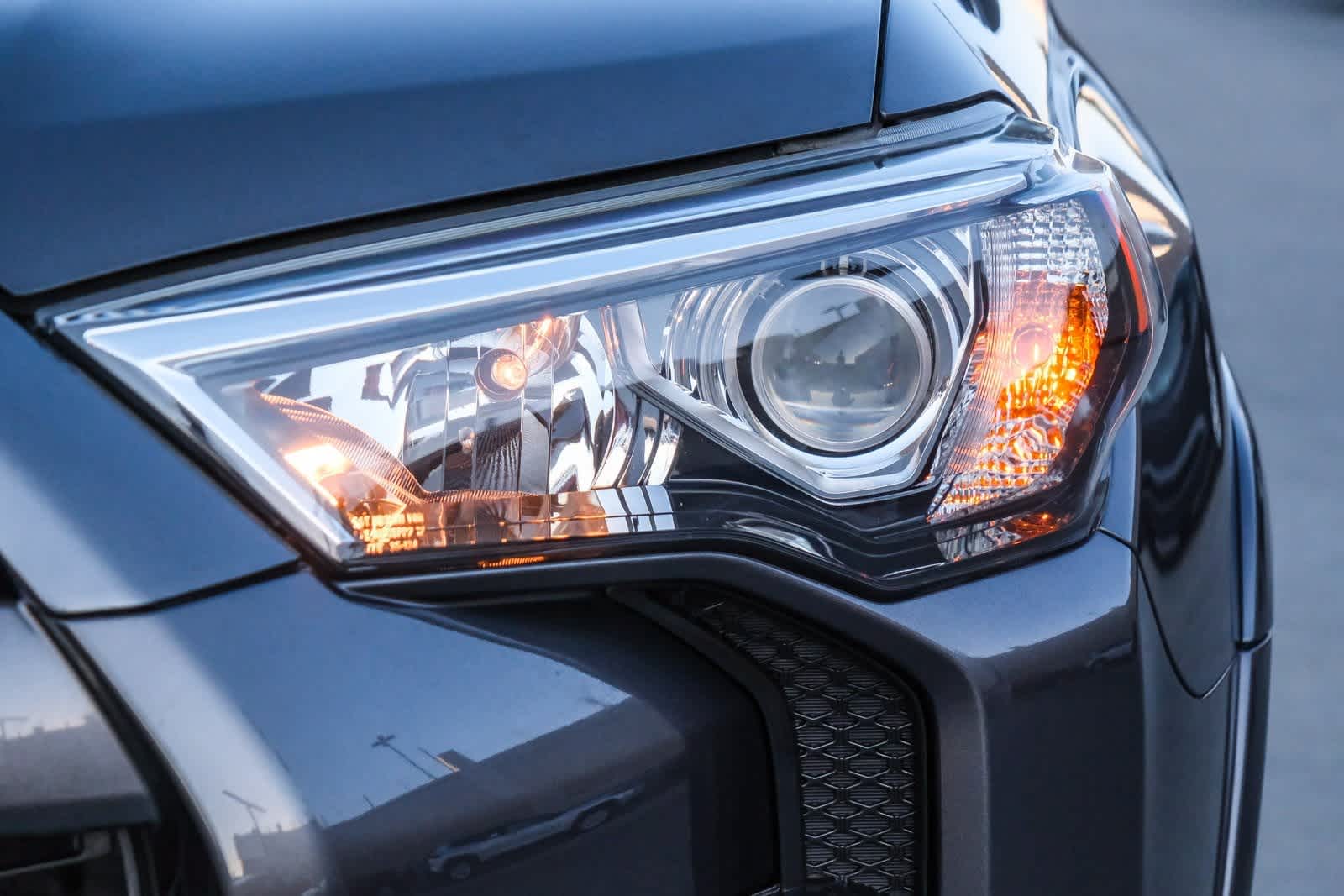 Thumbnail: 2019 Toyota 4Runner - 11