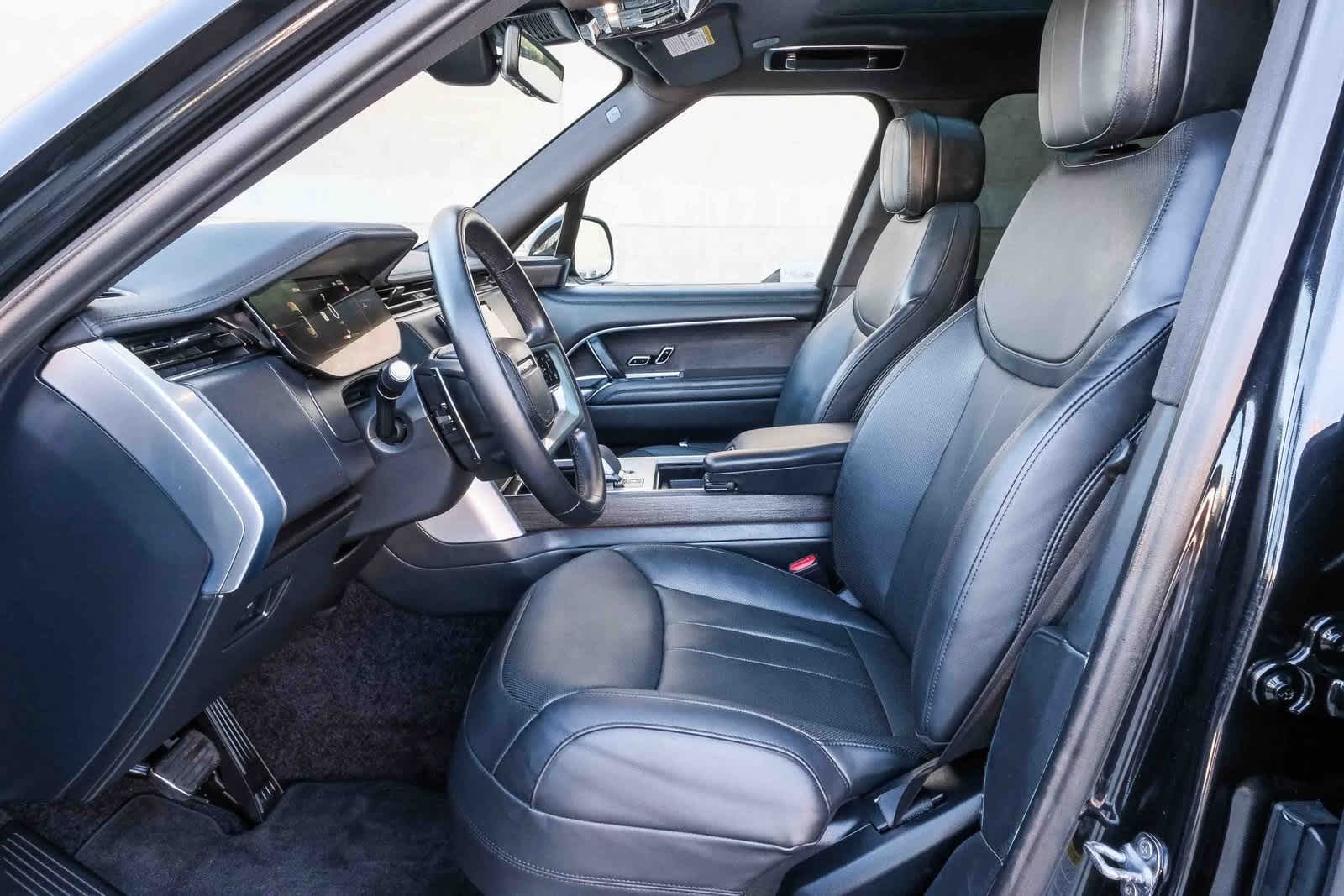 Thumbnail: 2024 Land Rover Range Rover - 18