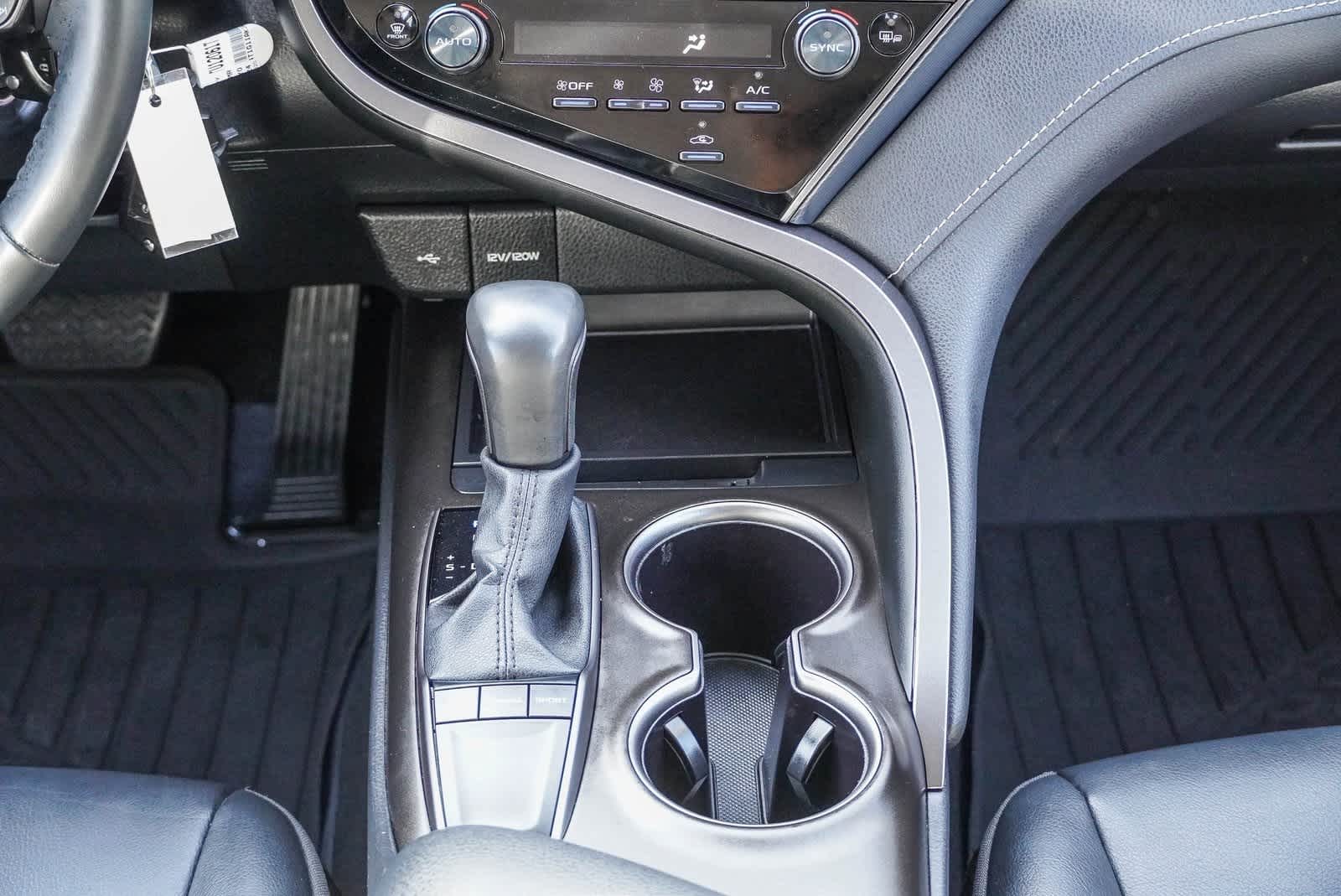 2024 Toyota Camry SE 15