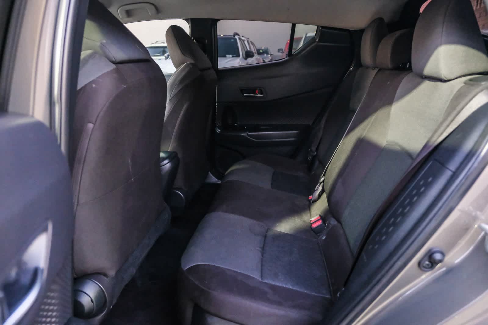 Thumbnail: 2021 Toyota C-HR - 18