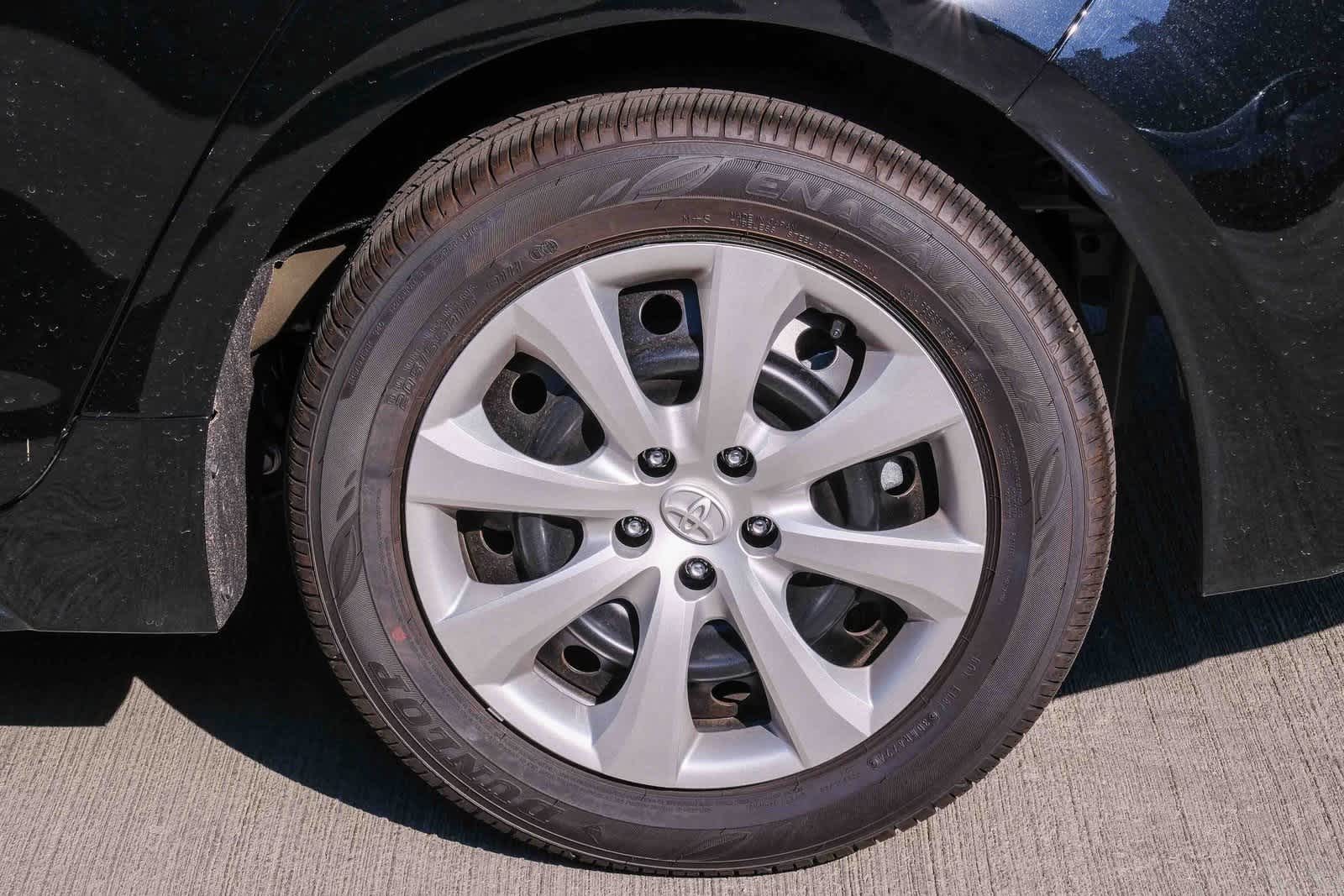 Thumbnail: 2025 Toyota Corolla - 9