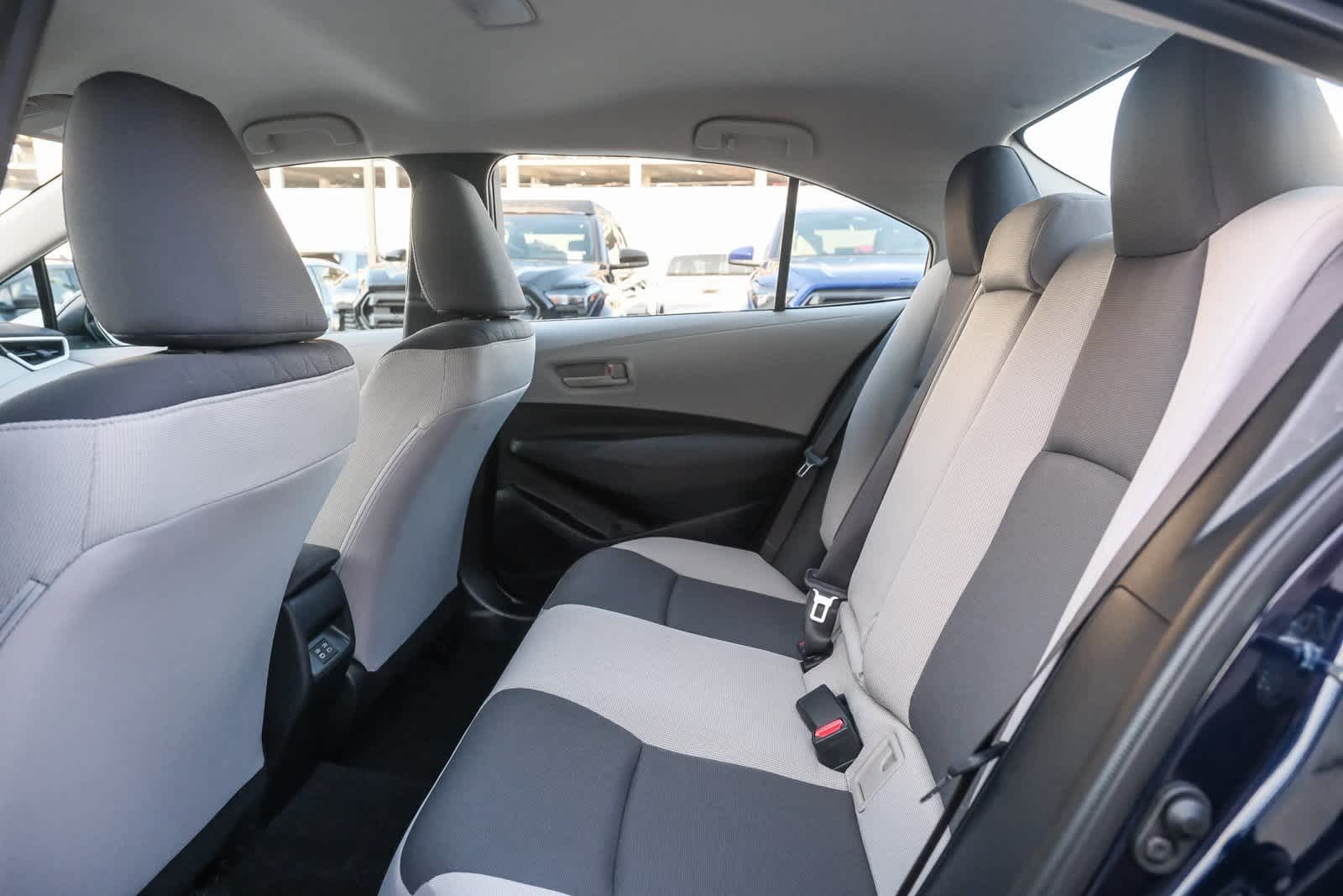 Thumbnail: 2025 Toyota Corolla - 18