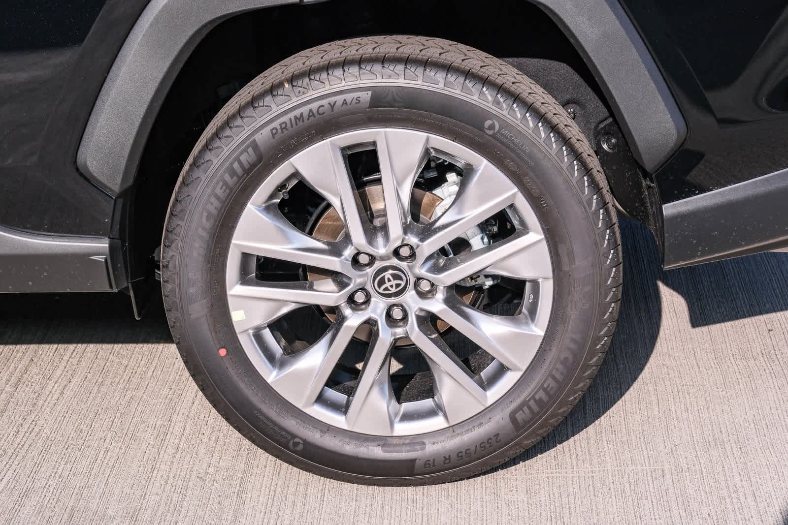 Thumbnail: 2025 Toyota RAV4 - 9