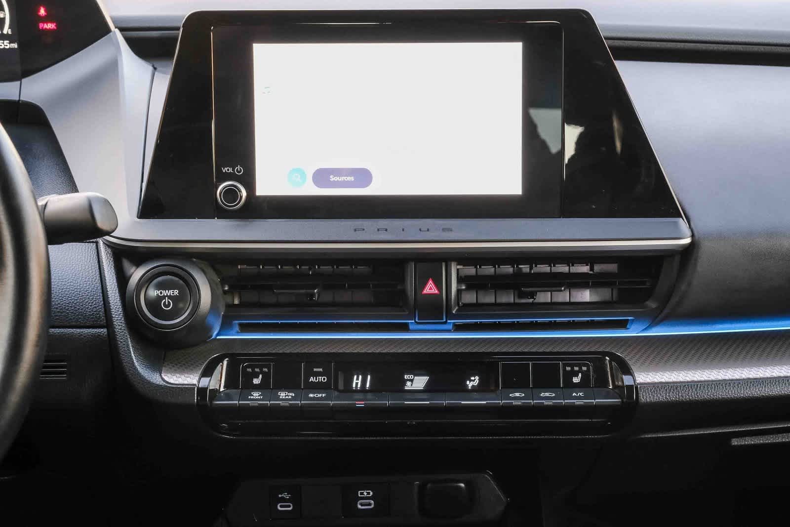 Thumbnail: 2024 Toyota Prius - 14