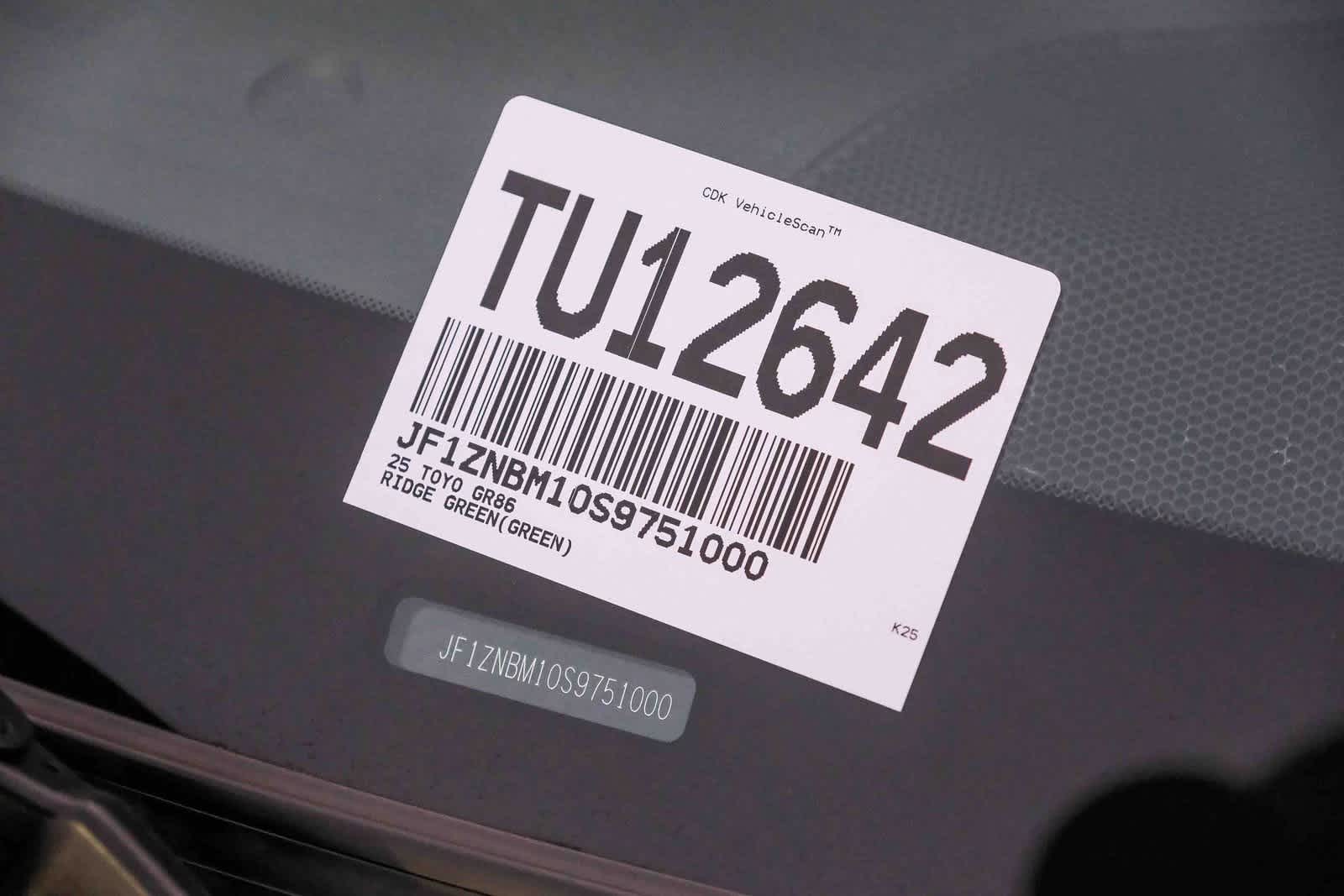 Thumbnail: 2025 Toyota GR86 - 30