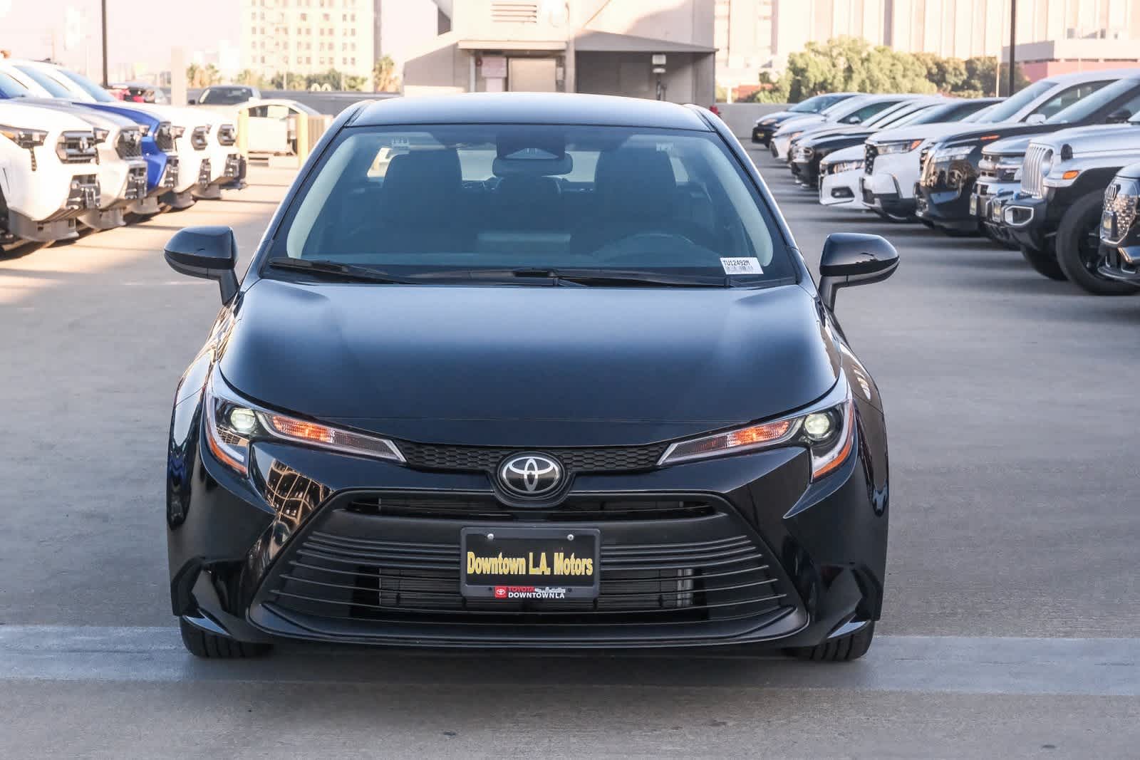 Thumbnail: 2025 Toyota Corolla - 3