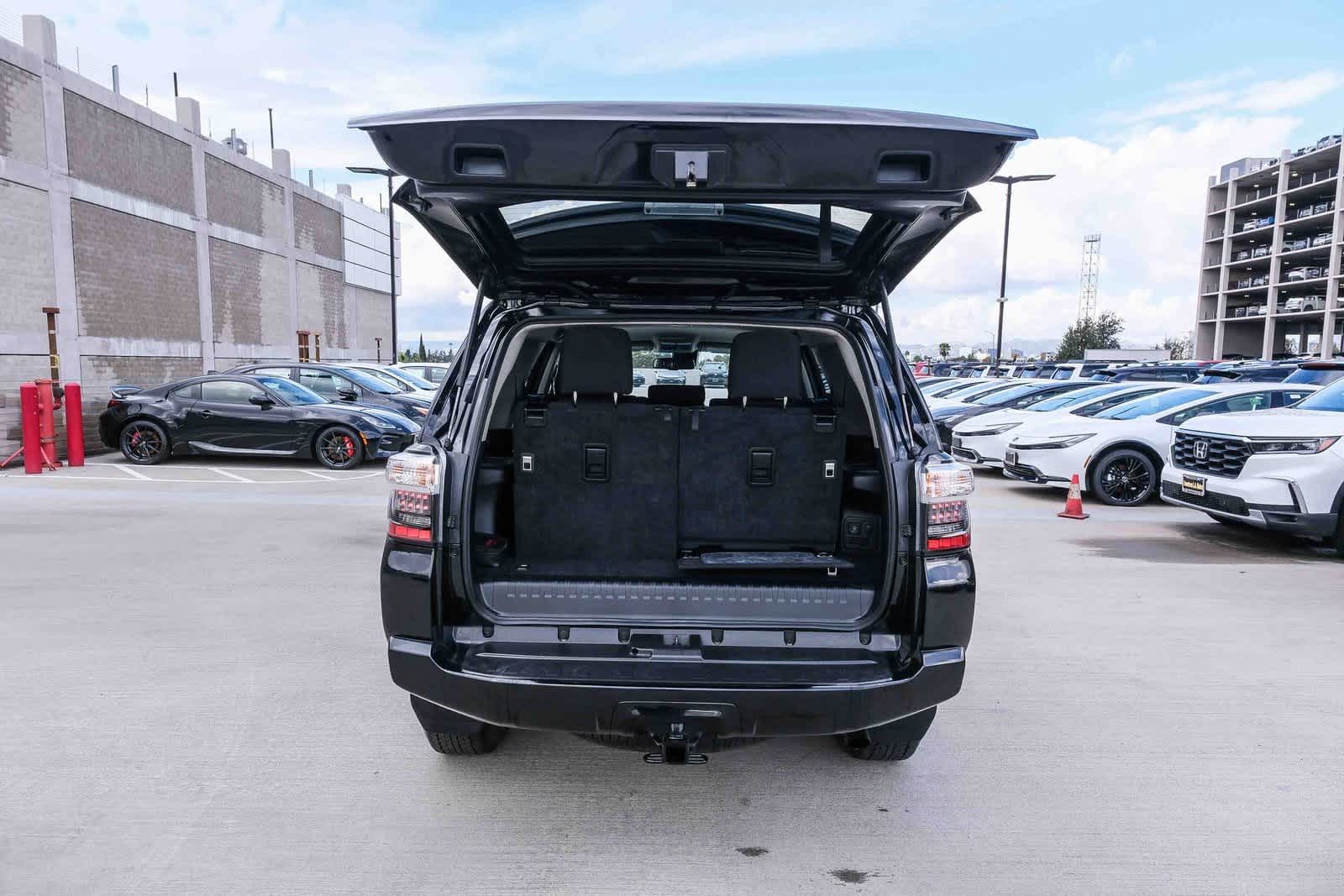 Thumbnail: 2024 Toyota 4Runner - 25