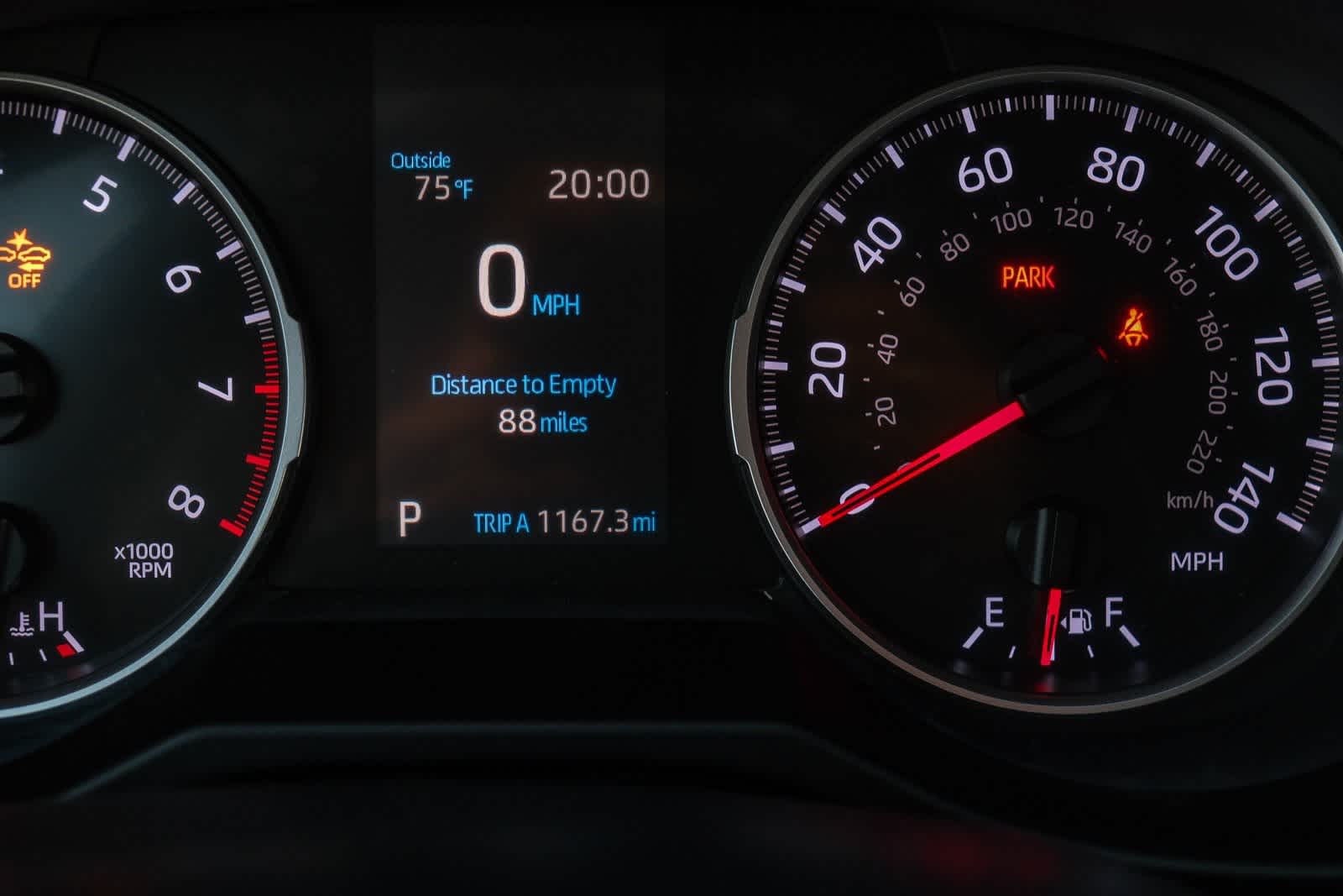 Thumbnail: 2020 Toyota RAV4 - 25