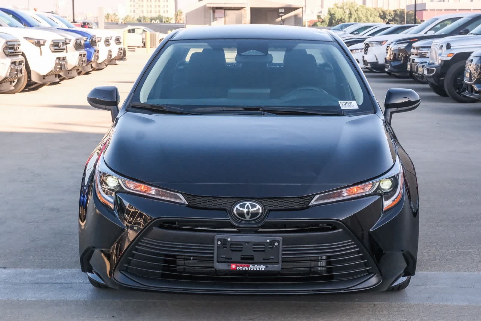 Thumbnail: 2025 Toyota Corolla - 3