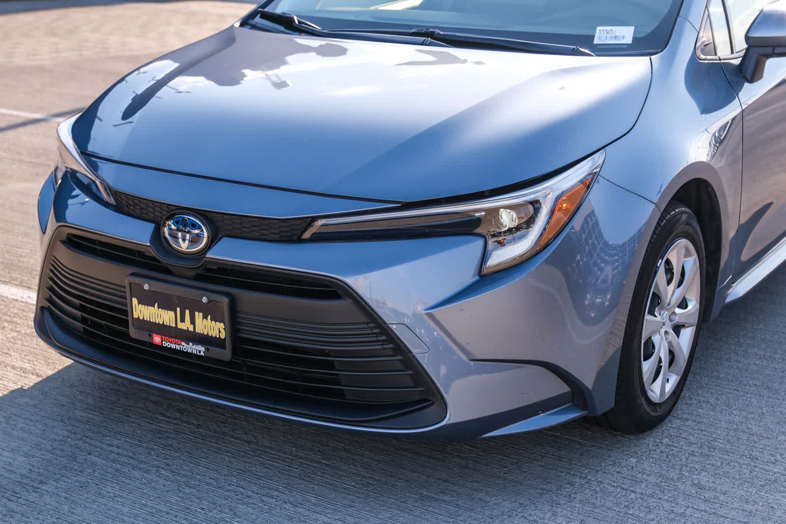 Thumbnail: 2025 Toyota Corolla - 11