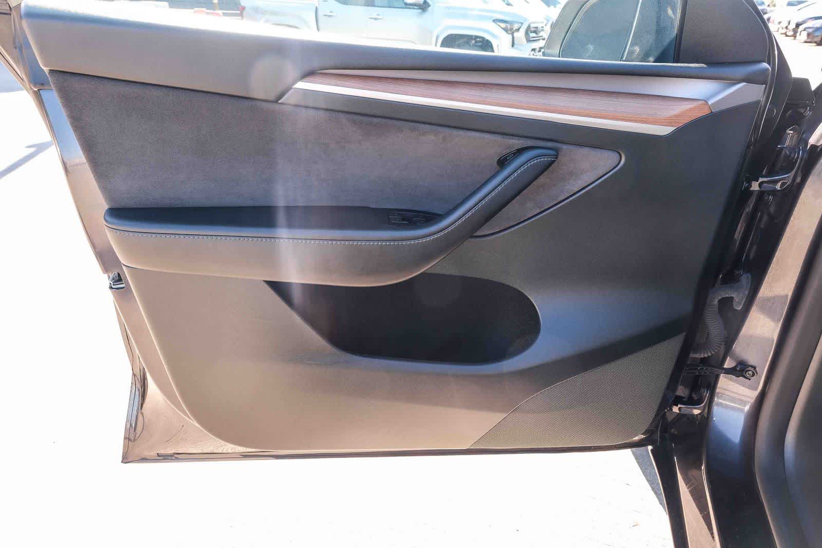 Thumbnail: 2024 Tesla Model Y - 20