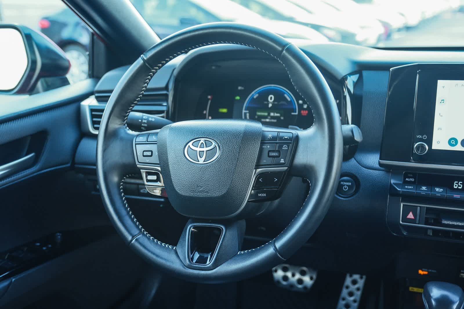 Thumbnail: 2025 Toyota Camry - 17