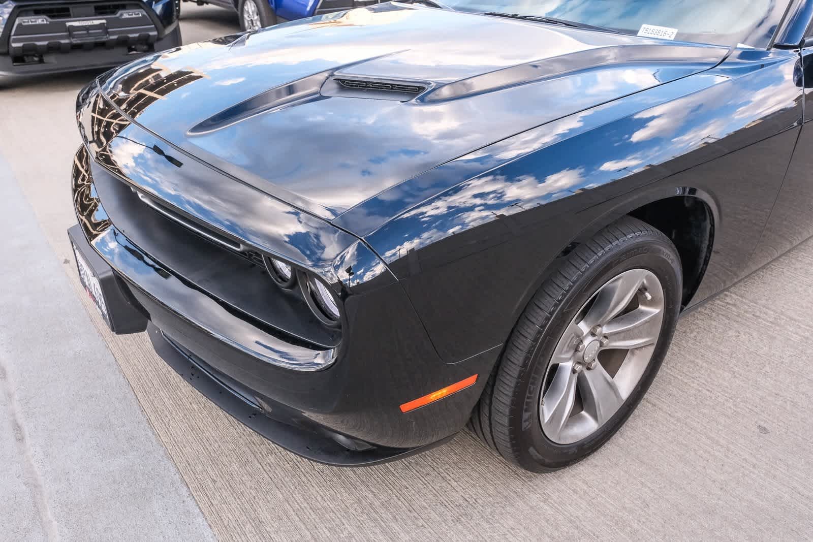 Thumbnail: 2019 Dodge Challenger - 12