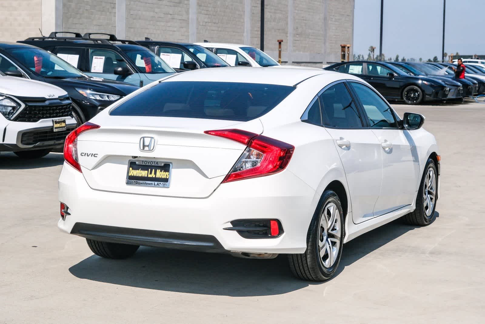 Thumbnail: 2018 Honda Civic - 4
