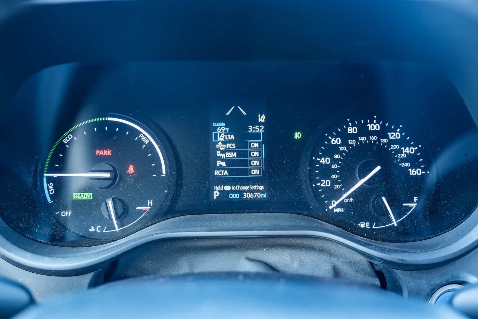 Thumbnail: 2021 Toyota Sienna - 26