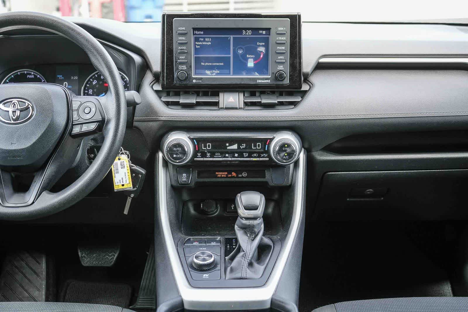 Thumbnail: 2022 Toyota RAV4 - 13