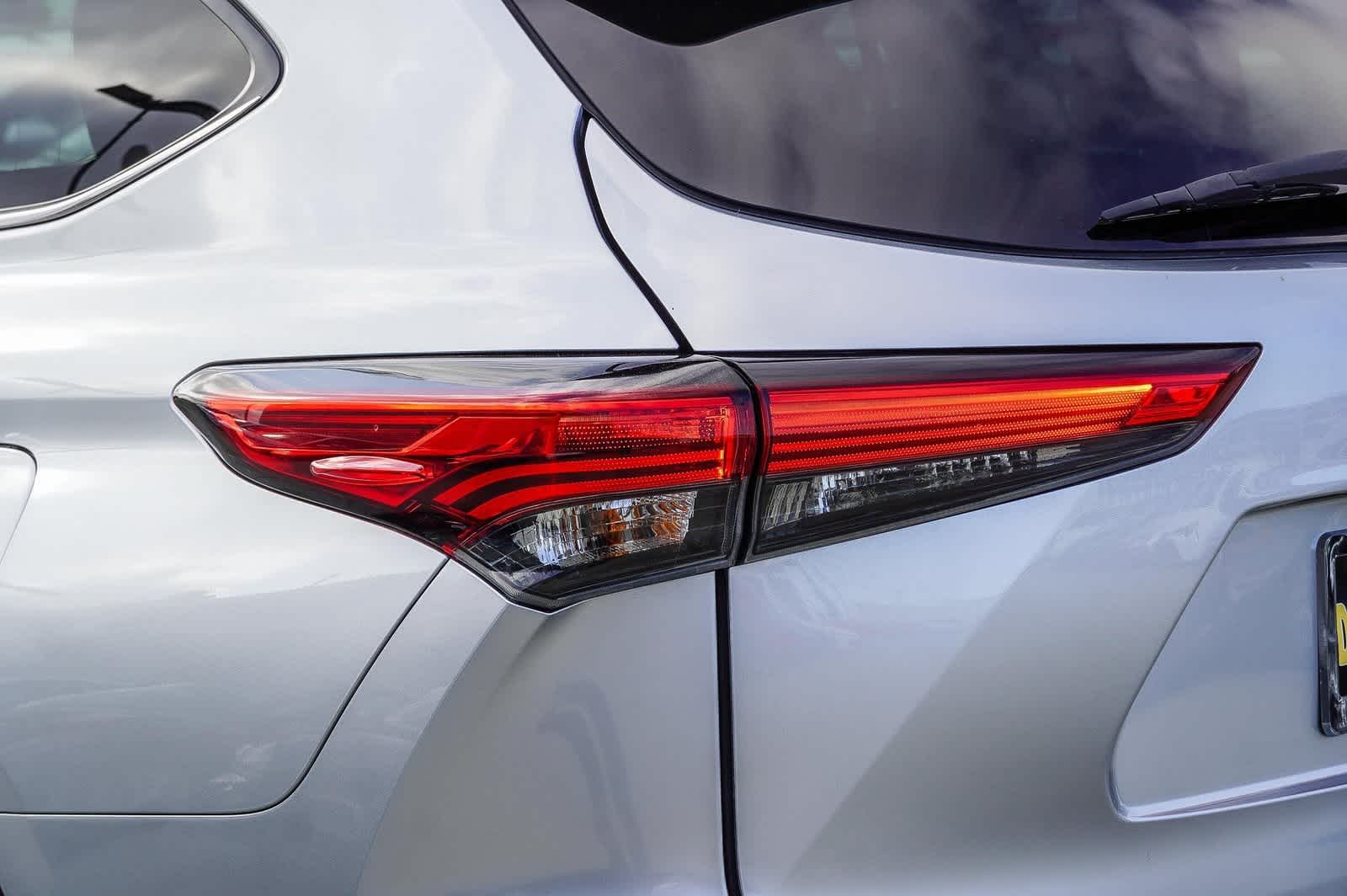 2022 Toyota Highlander XLE 7