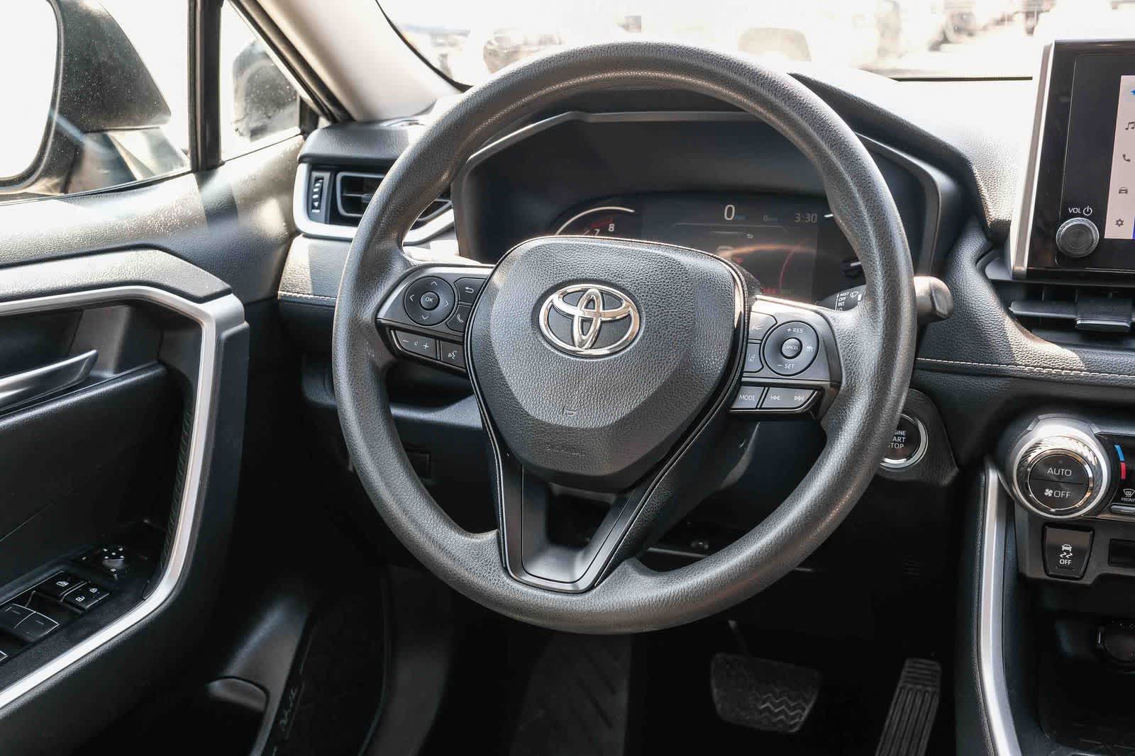 Thumbnail: 2024 Toyota RAV4 - 17