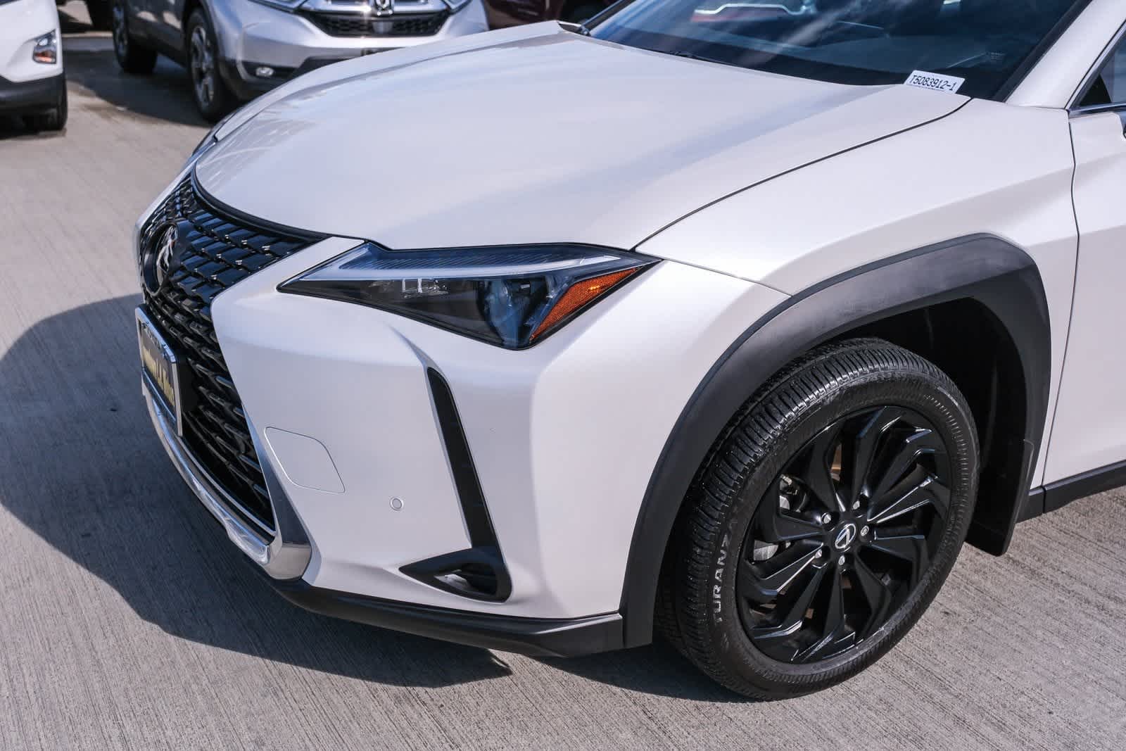 Thumbnail: 2024 Lexus UX - 12