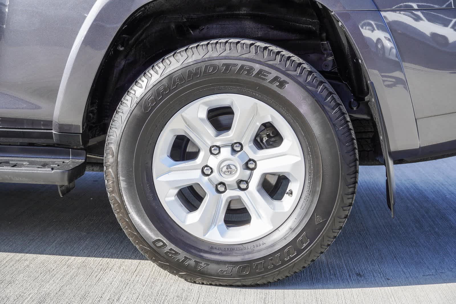 2022 Toyota 4Runner SR5 9
