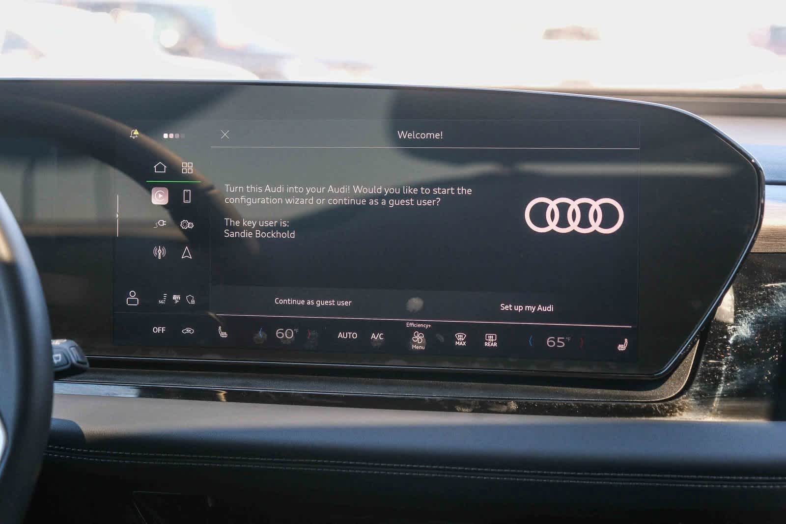 Thumbnail: 2025 Audi Q6 e-tron - 13