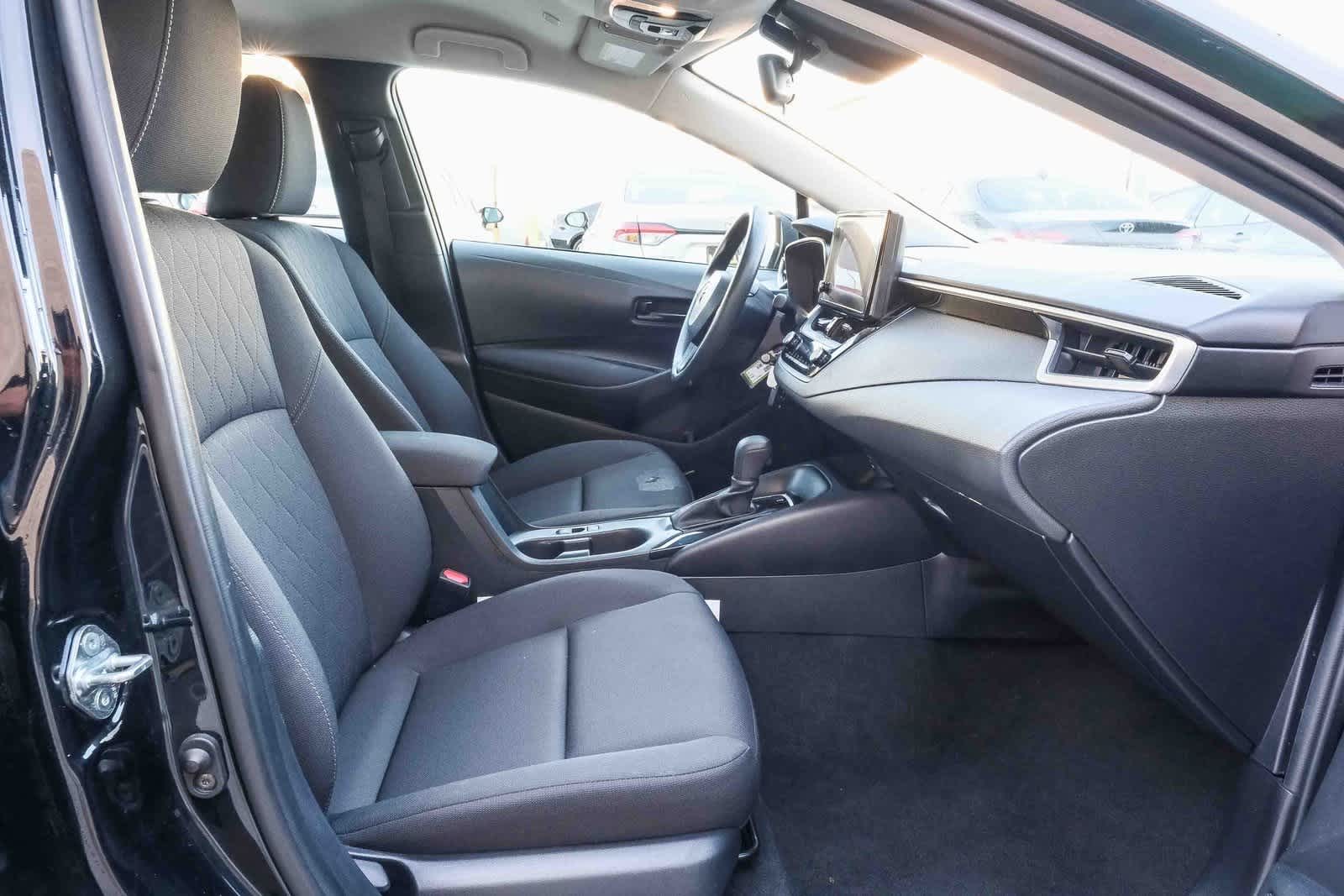 Thumbnail: 2023 Toyota Corolla - 18