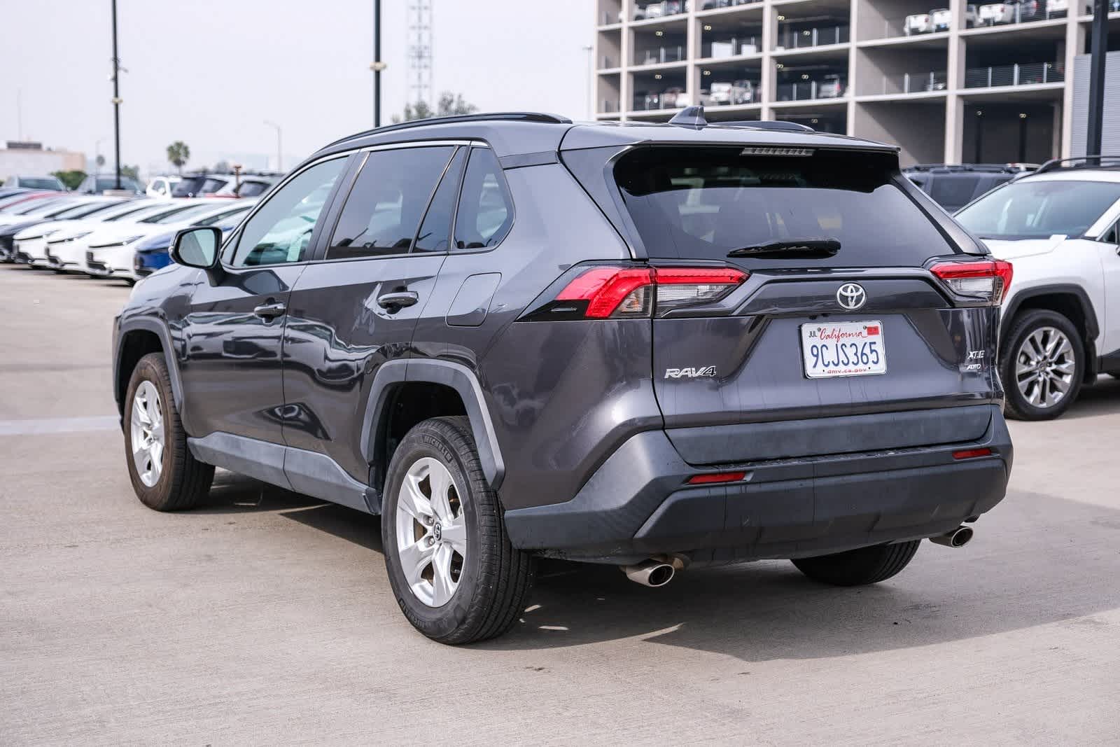 Thumbnail: 2020 Toyota RAV4 - 6