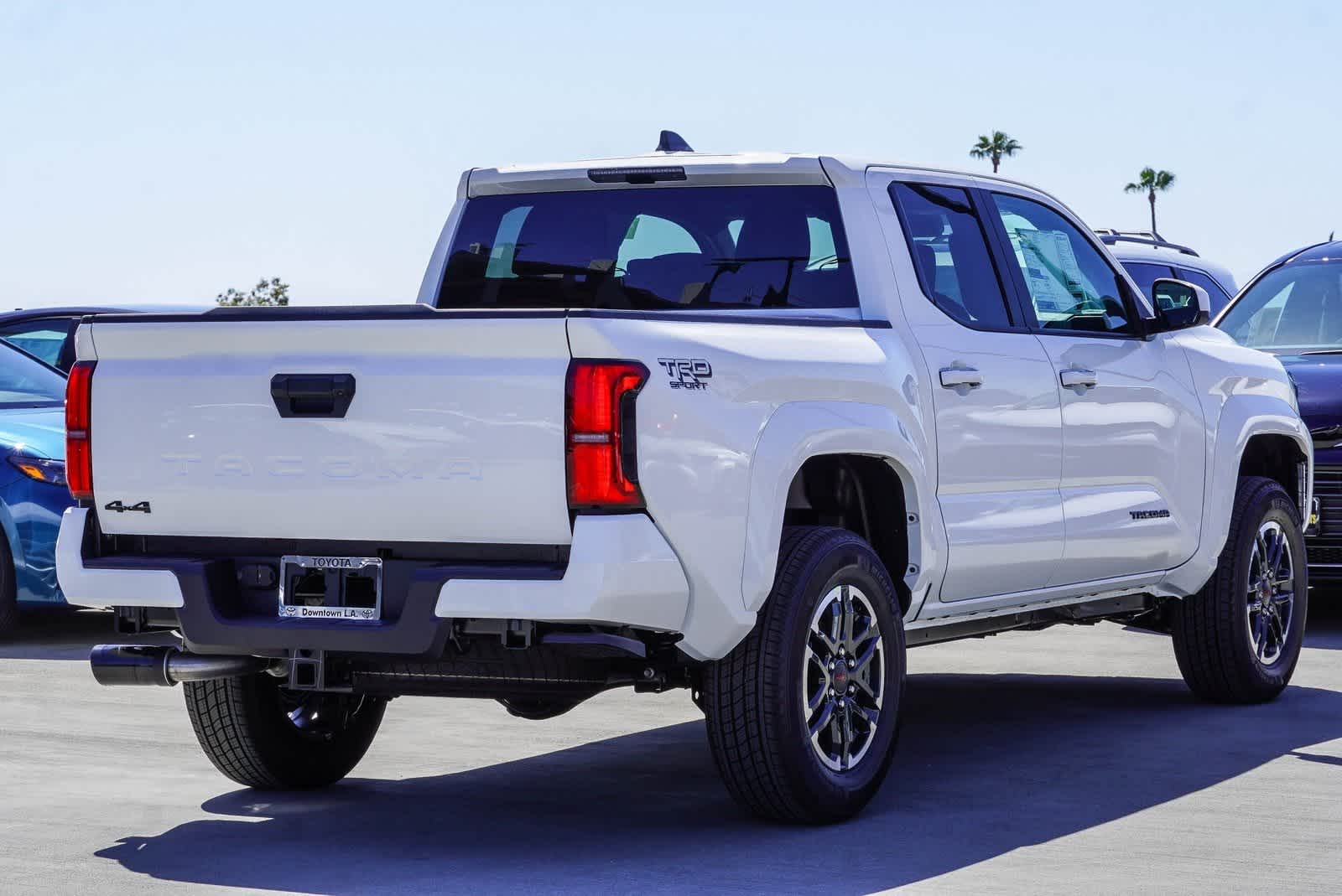 2025 Toyota Tacoma TRD Sport 4