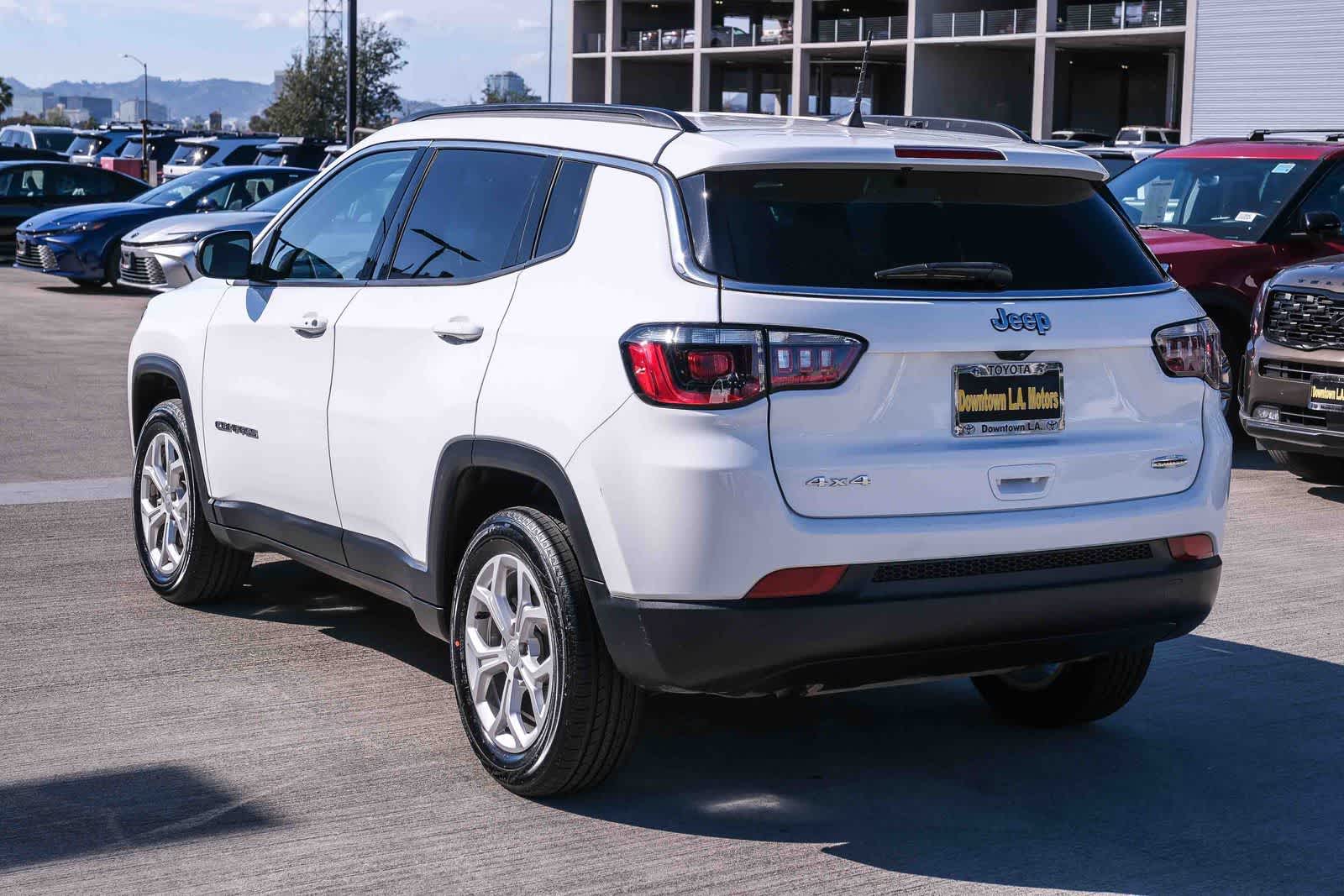 Thumbnail: 2024 Jeep Compass - 6