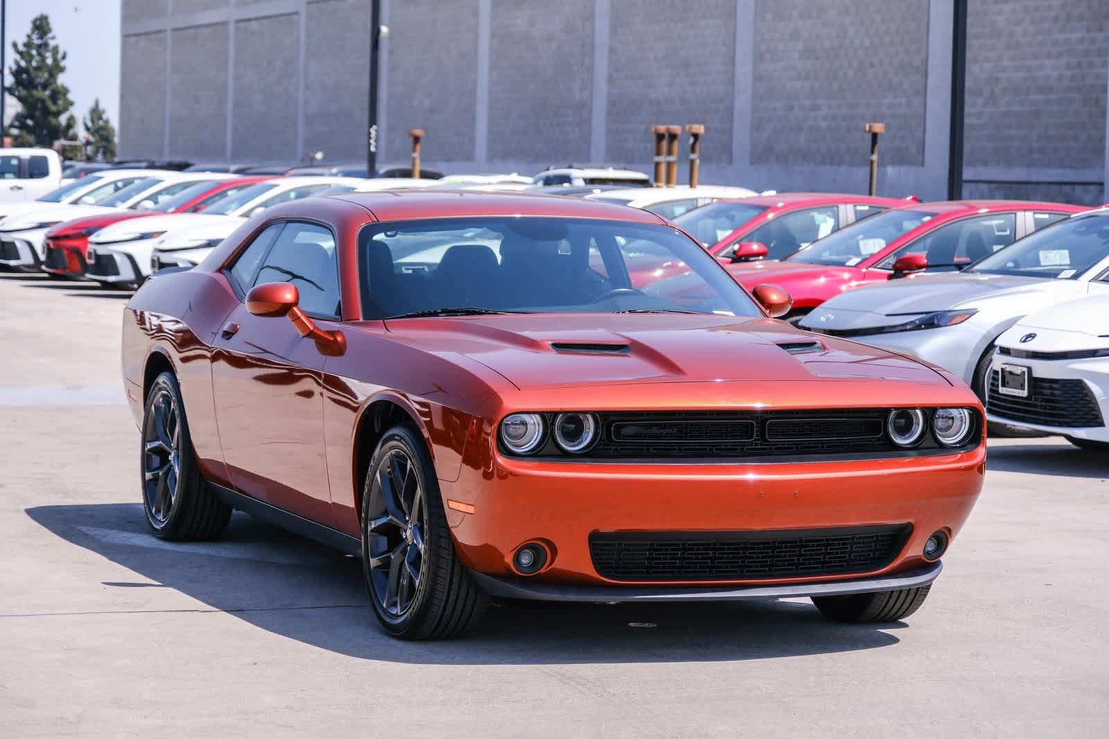 Thumbnail: 2022 Dodge Challenger - 3