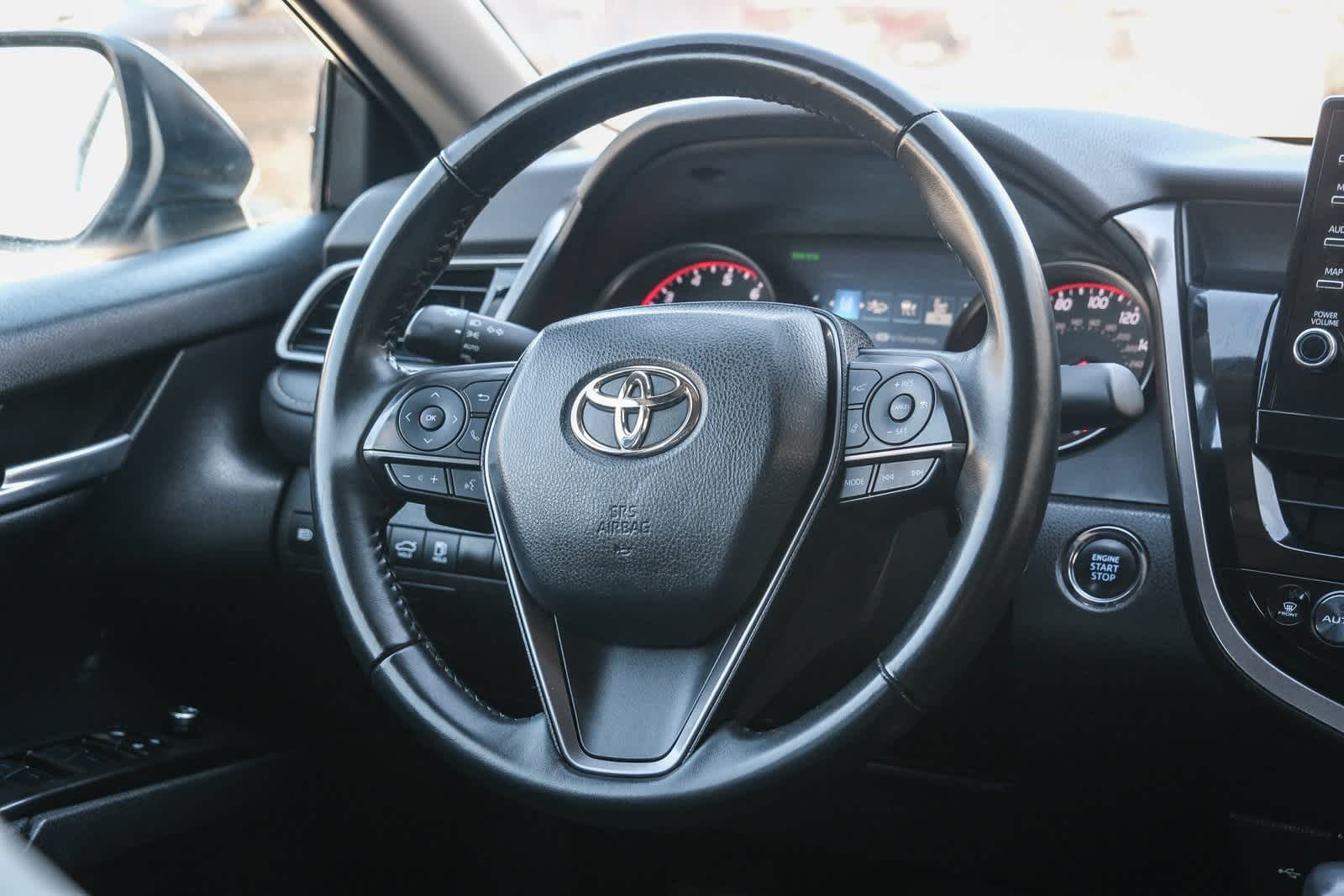 Thumbnail: 2023 Toyota Camry - 16