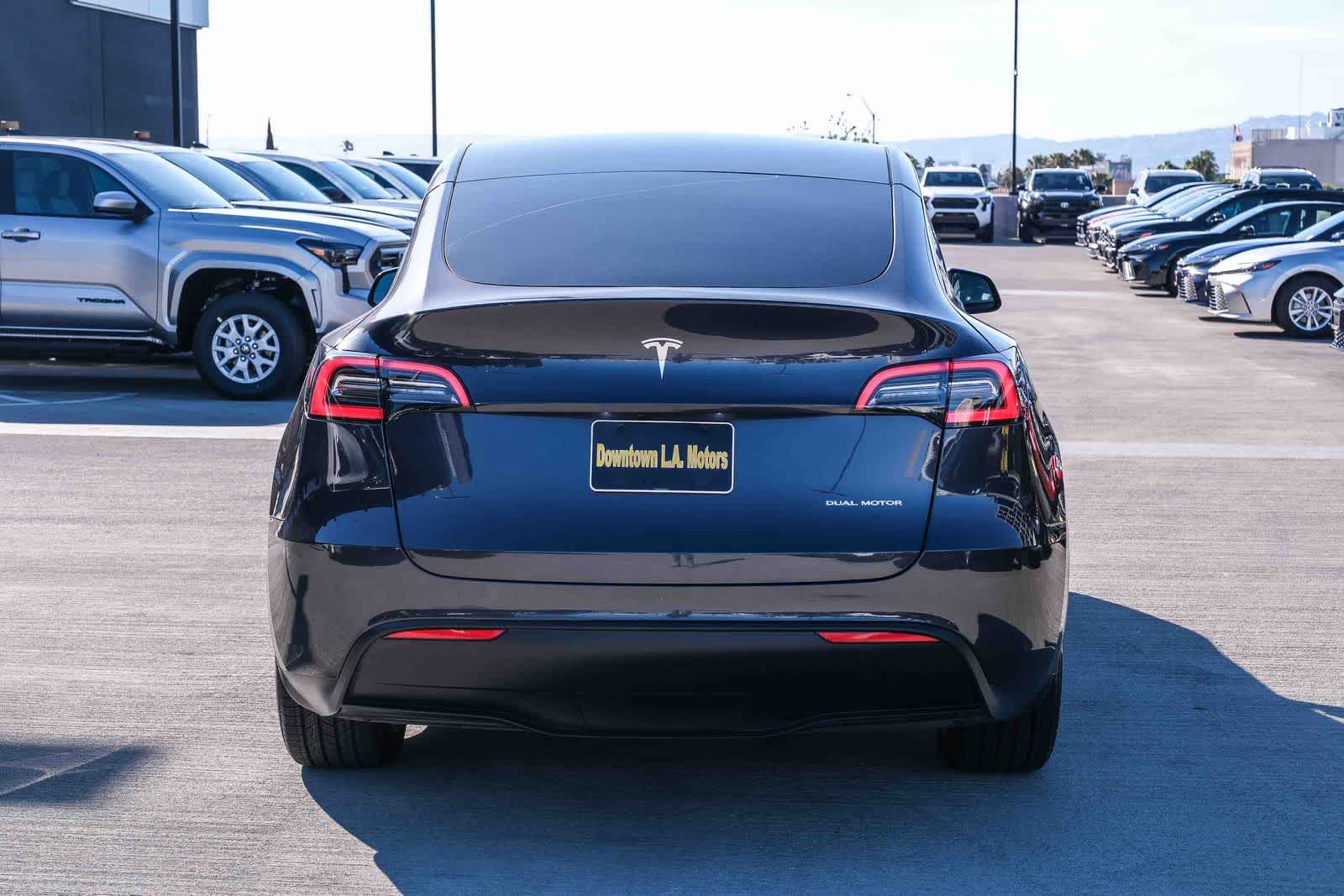 Thumbnail: 2024 Tesla Model Y - 4