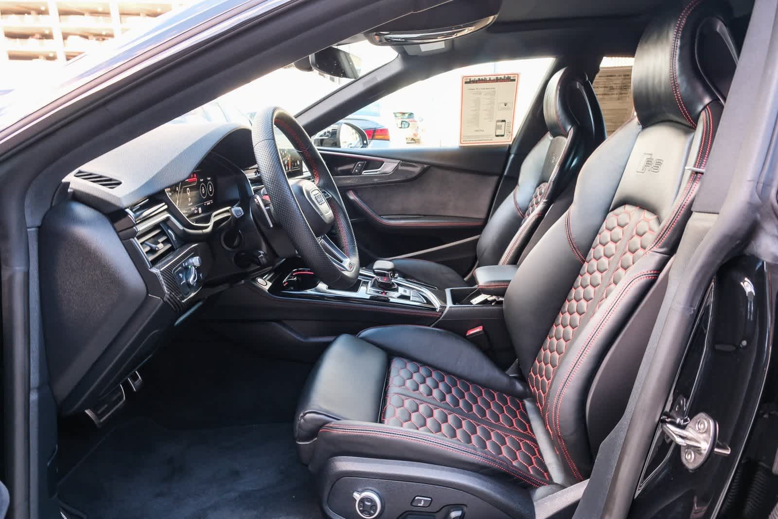 Thumbnail: 2025 Audi RS 5 - 19