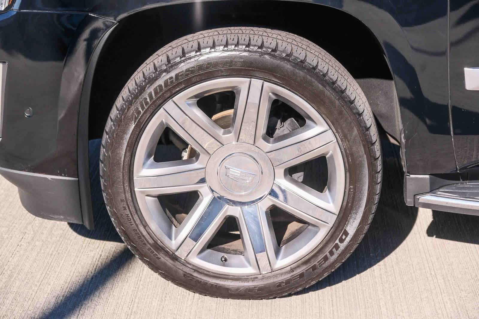 Thumbnail: 2019 Cadillac Escalade - 10